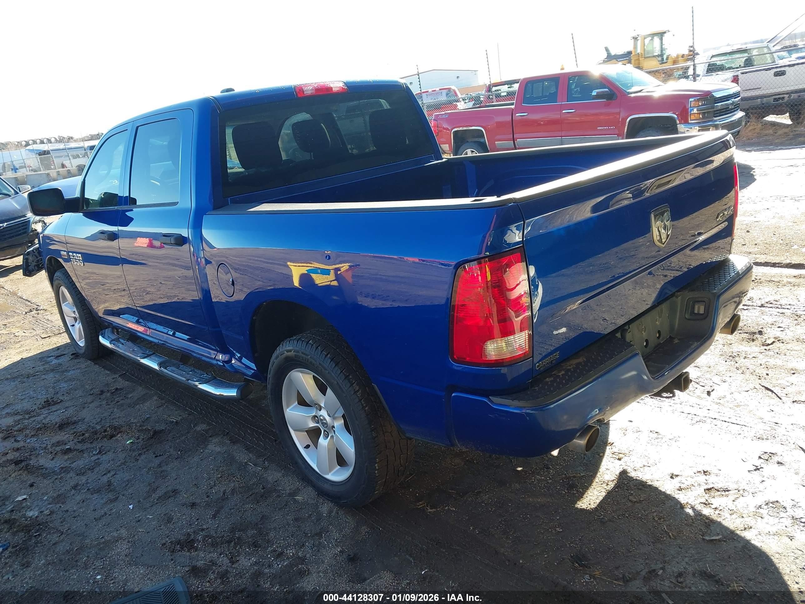 2015 Ram 1500 St Синий vin: 1C6RR7KTXFS617682