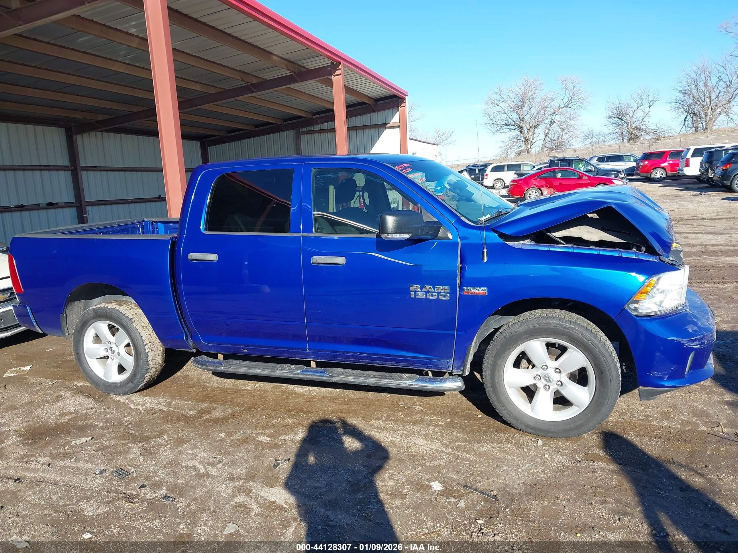 2015 Ram 1500 St Синий vin: 1C6RR7KTXFS617682