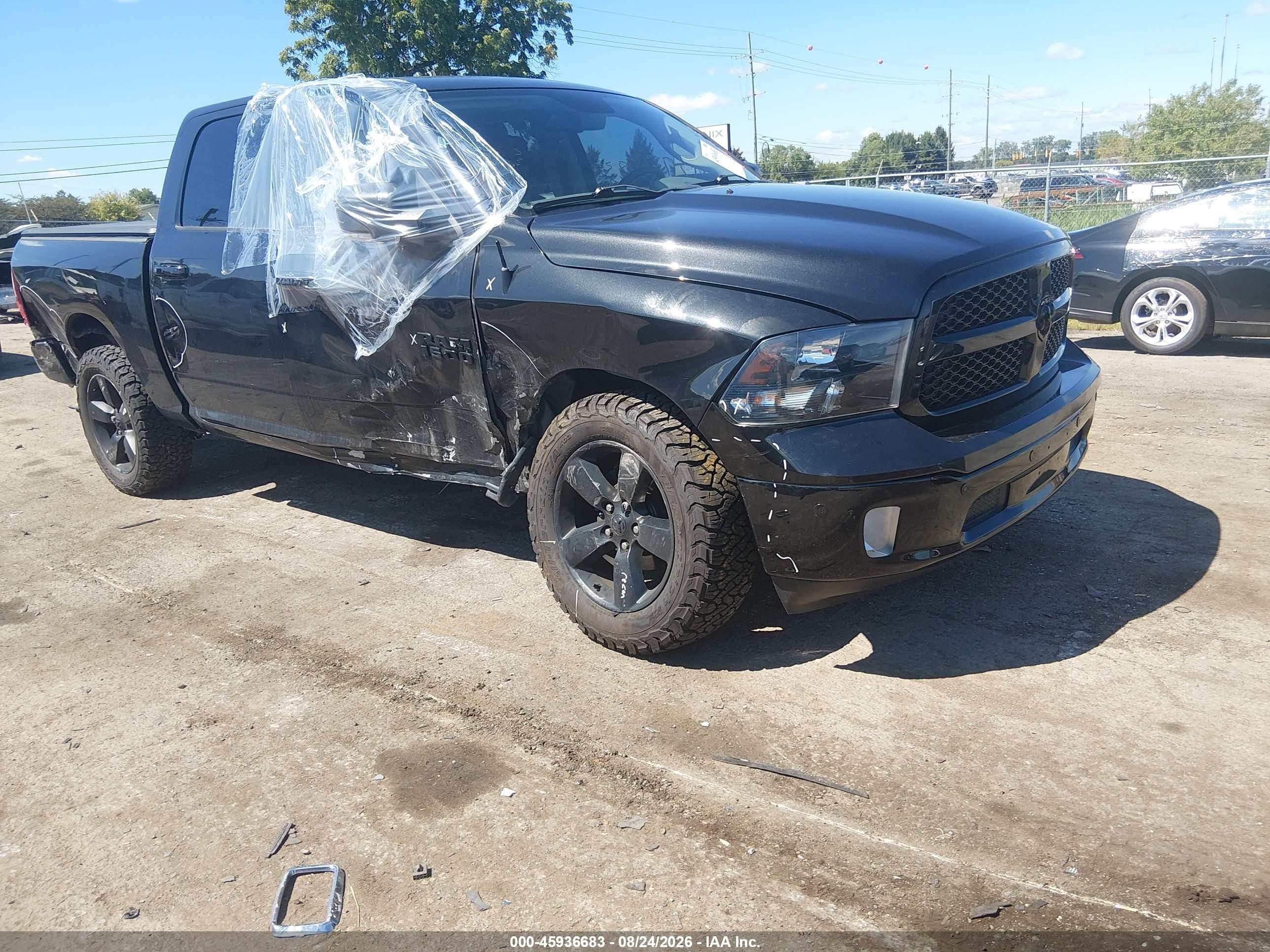 2018 Ram 1500 Big Horn  4x4 5'7 Box Black vin: 1C6RR7LG0JS260376