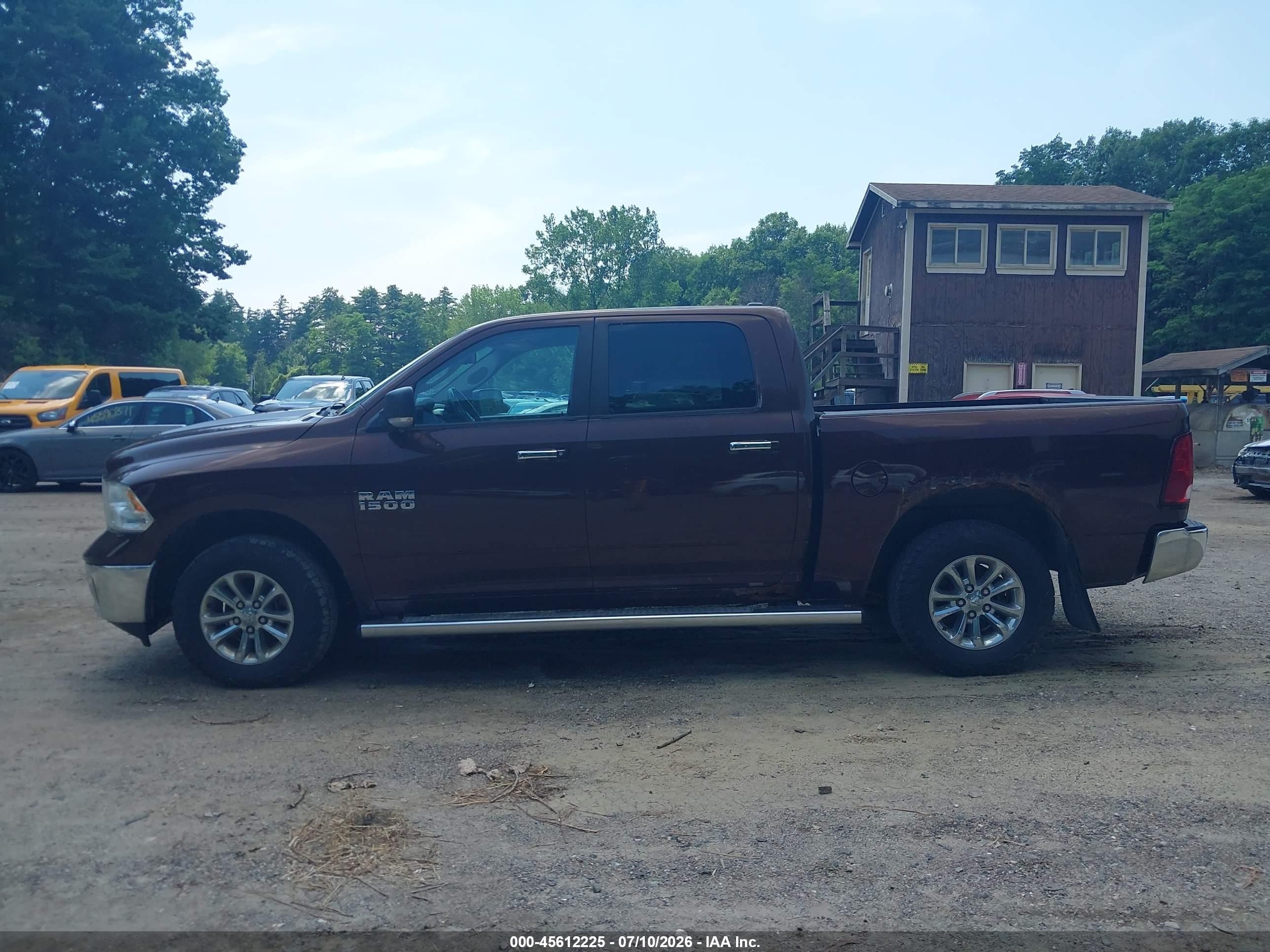2013 Ram 1500 Slt Maroon vin: 1C6RR7LG1DS698831