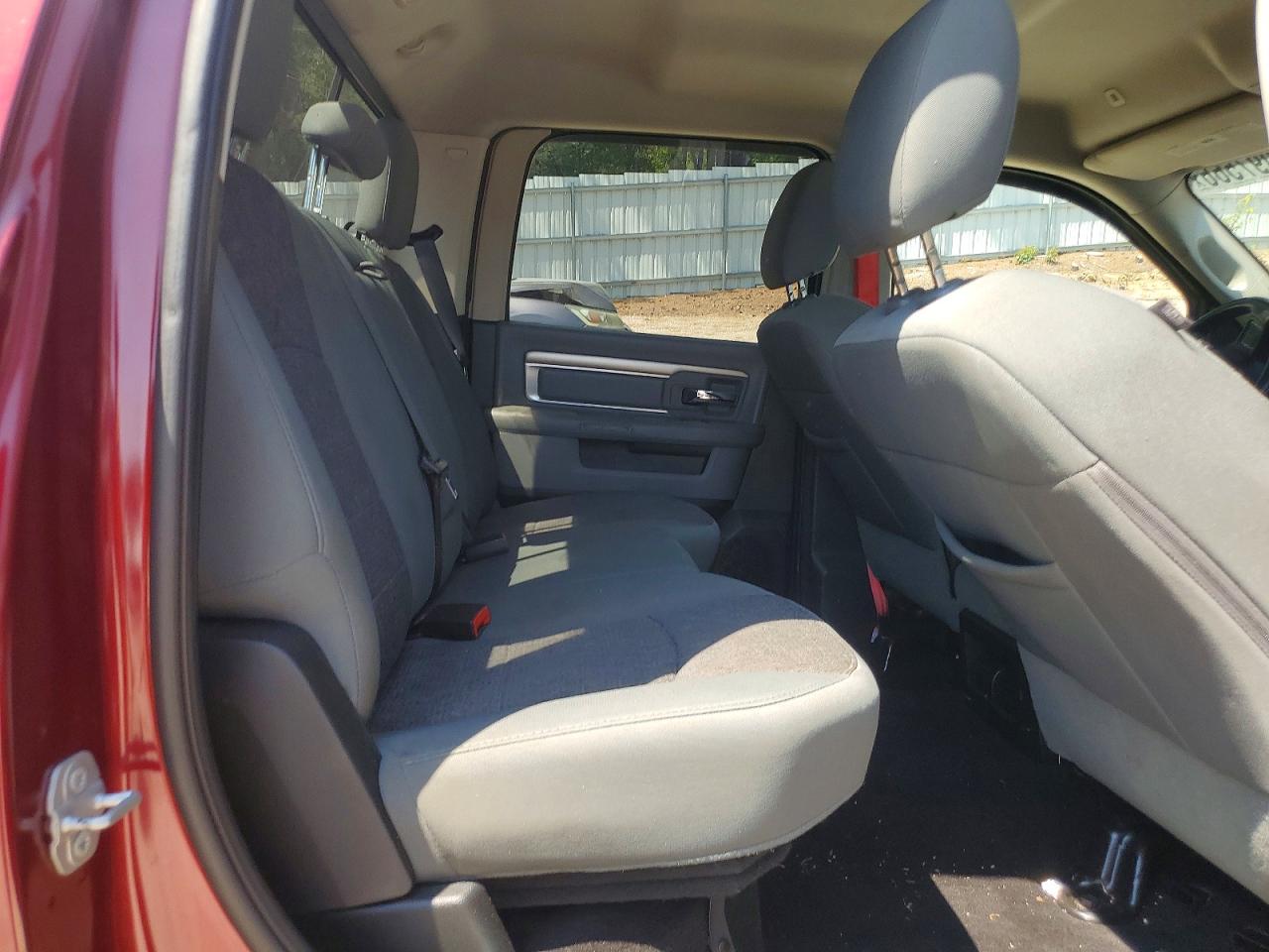 2017 Ram 1500 Slt Burgundy vin: 1C6RR7LG1HS529821