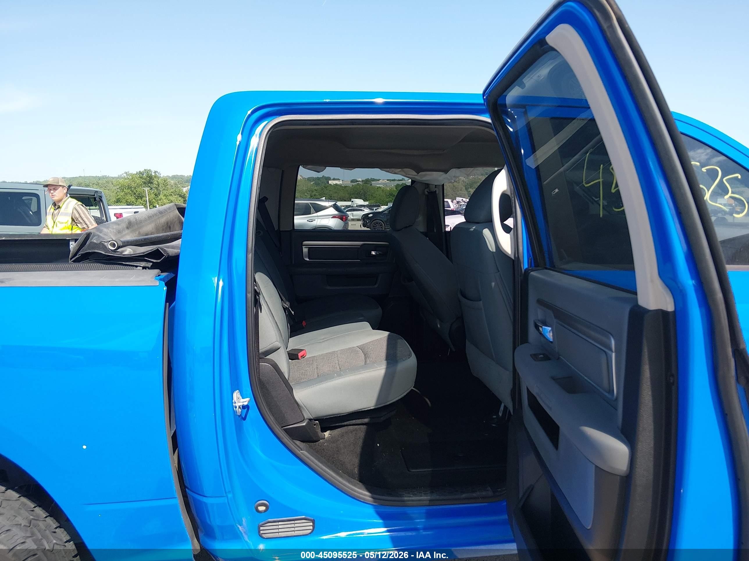 2015 Ram 1500 Slt Blue vin: 1C6RR7LG2FS640472