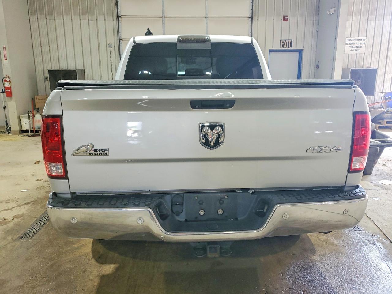 2016 Ram 1500 Slt Silver vin: 1C6RR7LG2GS177685