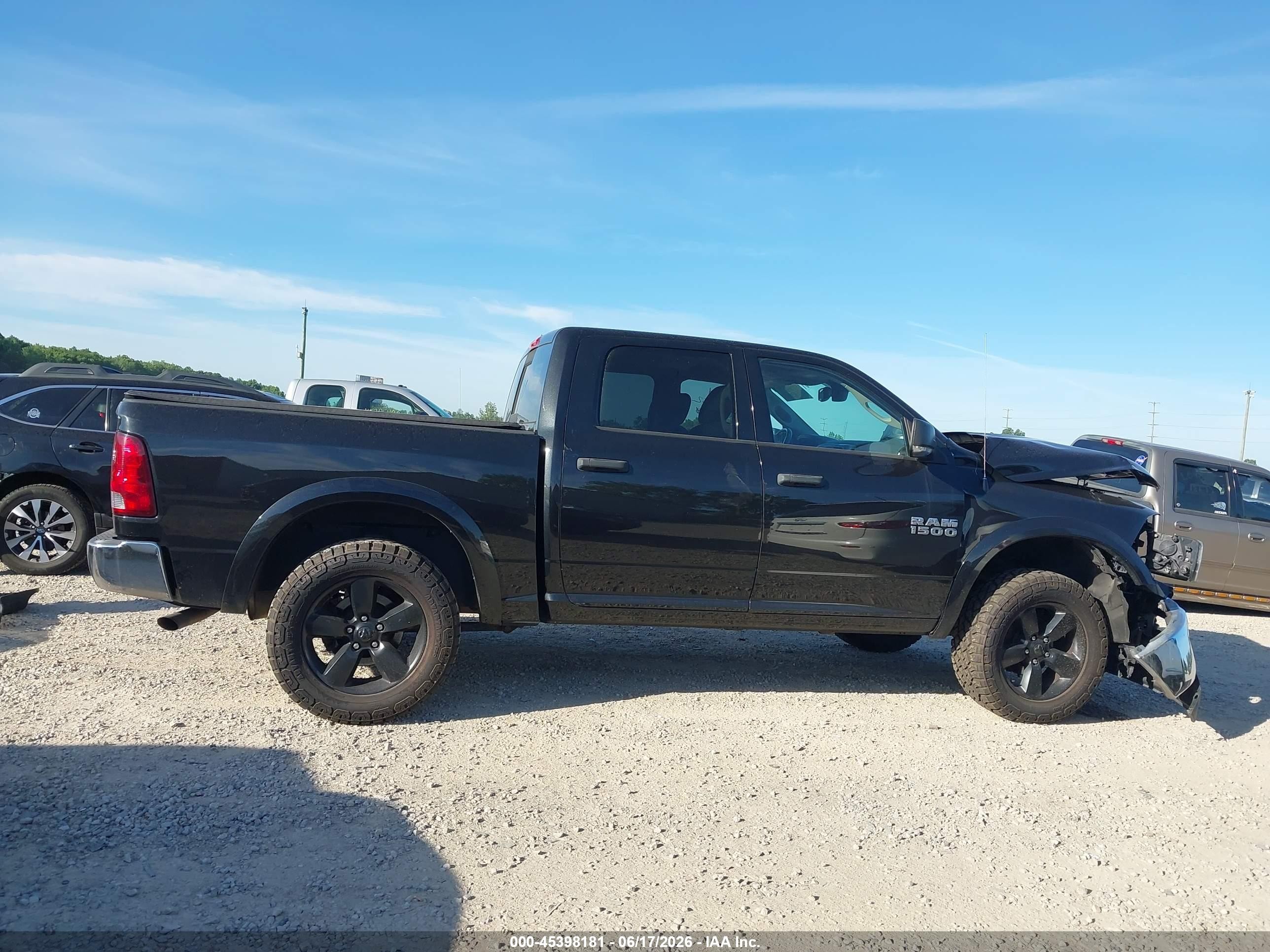 2015 Ram 1500 Outdoorsman Black vin: 1C6RR7LG5FS626484
