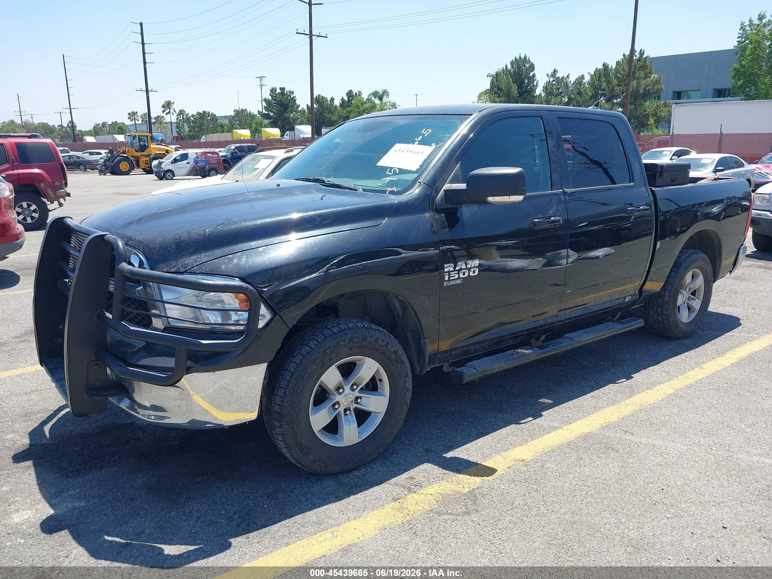 2019 Ram 1500 Classic Slt  4x4 5'7 Box Black vin: 1C6RR7LG5KS592931