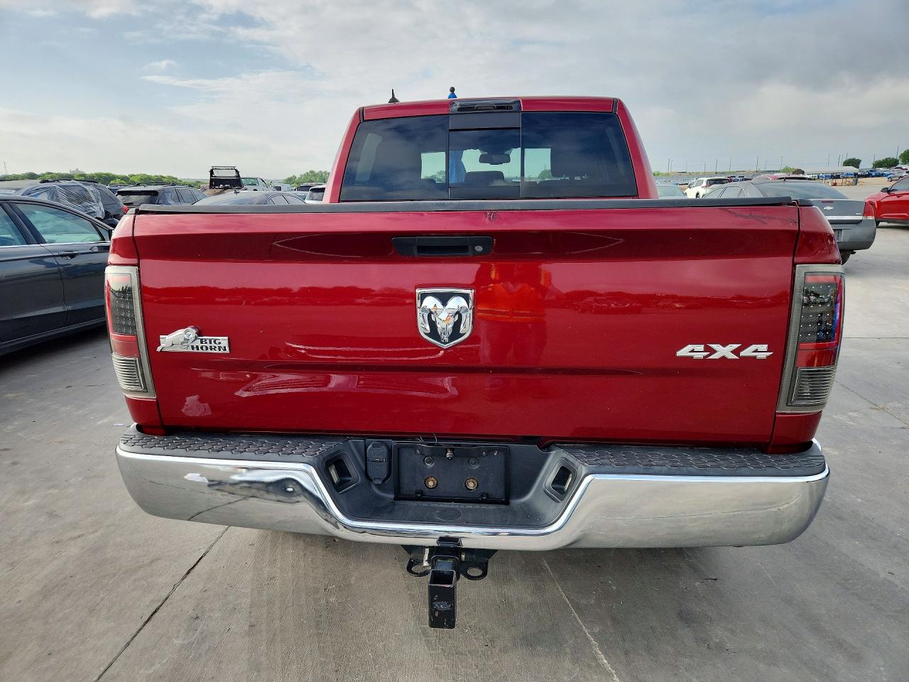 2015 Ram 1500 Slt Red vin: 1C6RR7LG7FS741152