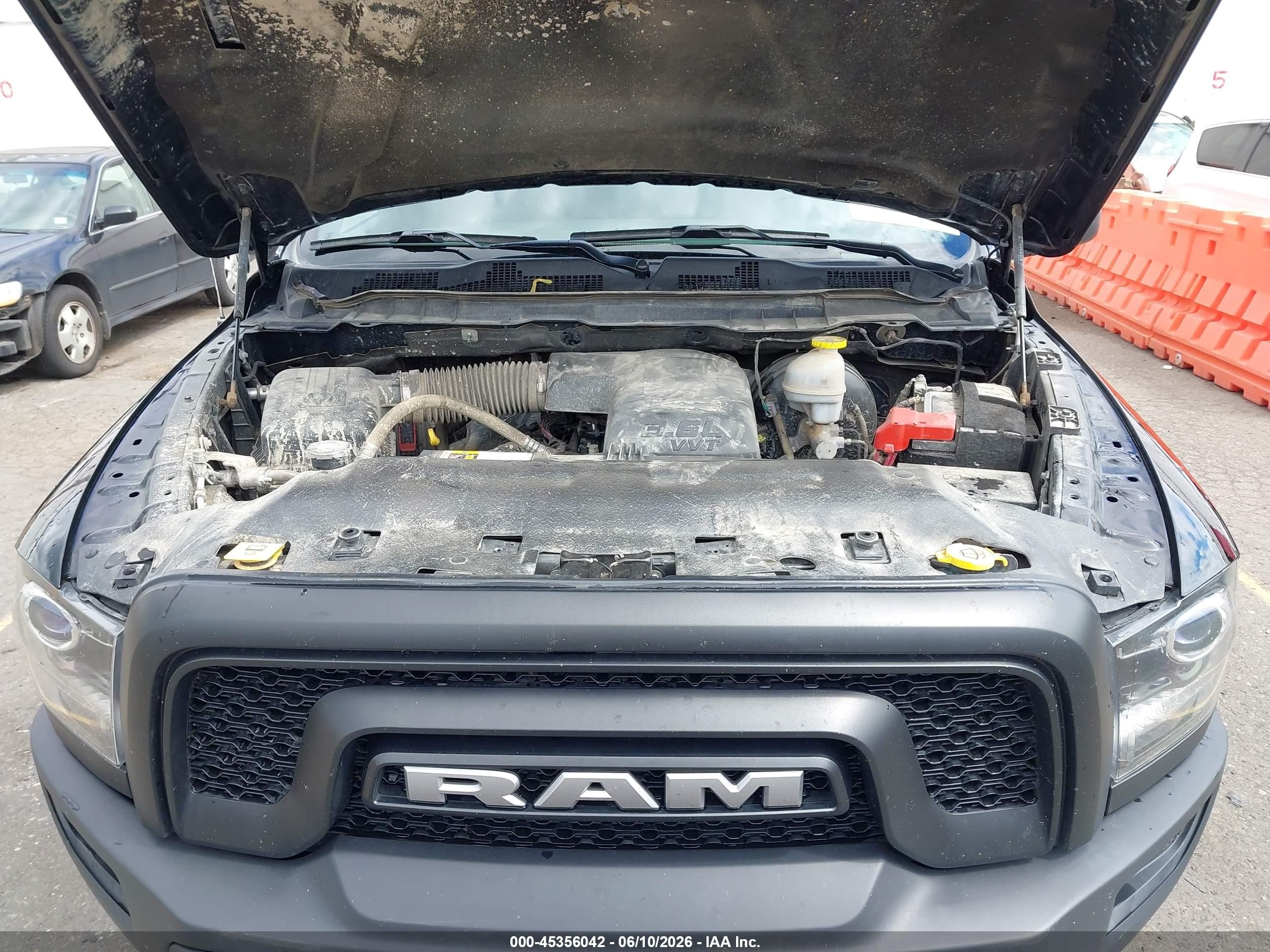 2024 Ram 1500 Classic Warlock  4x4 5'7 Box Черный vin: 1C6RR7LGXRS157753