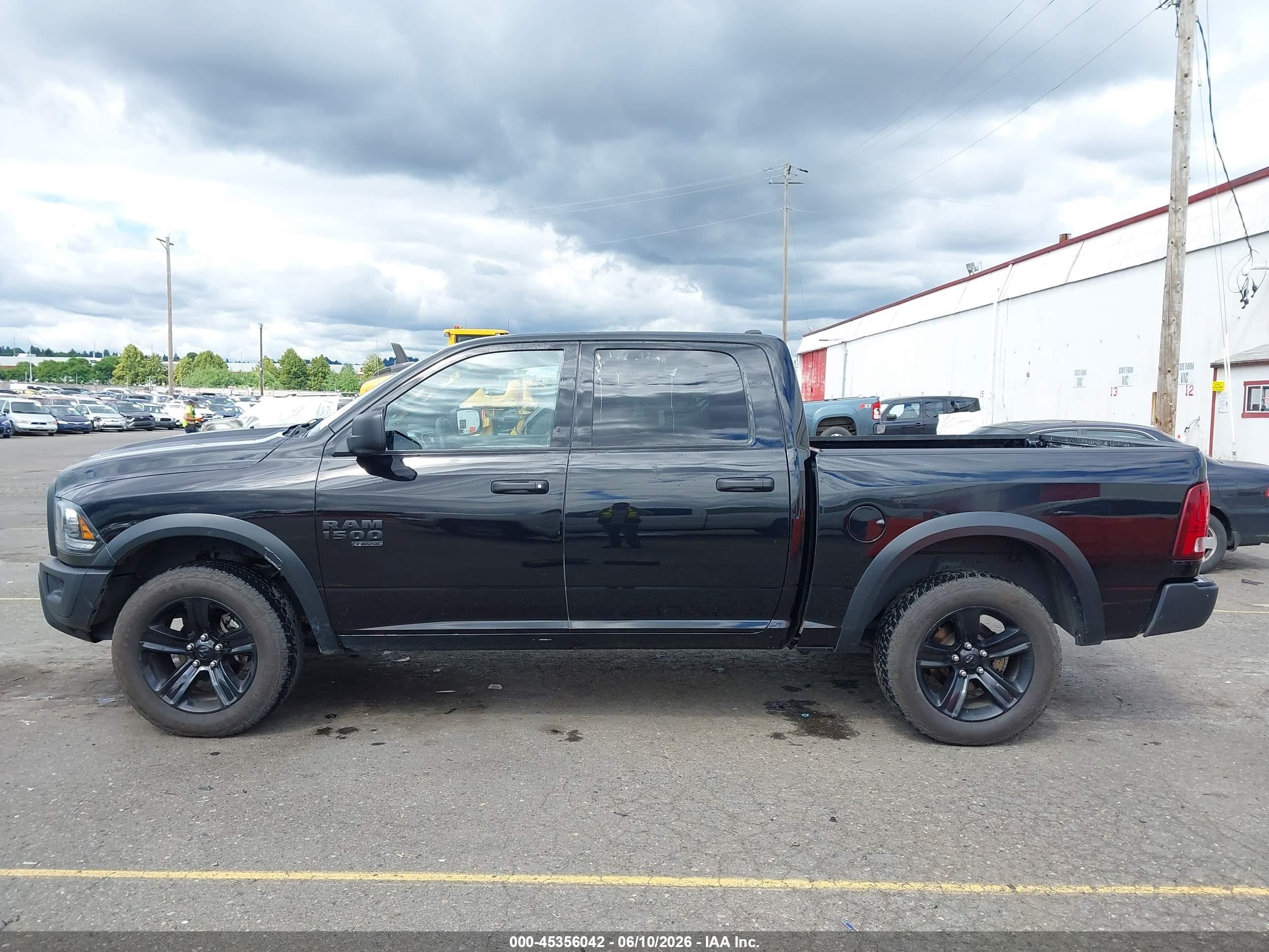 2024 Ram 1500 Classic Warlock  4x4 5'7 Box Черный vin: 1C6RR7LGXRS157753