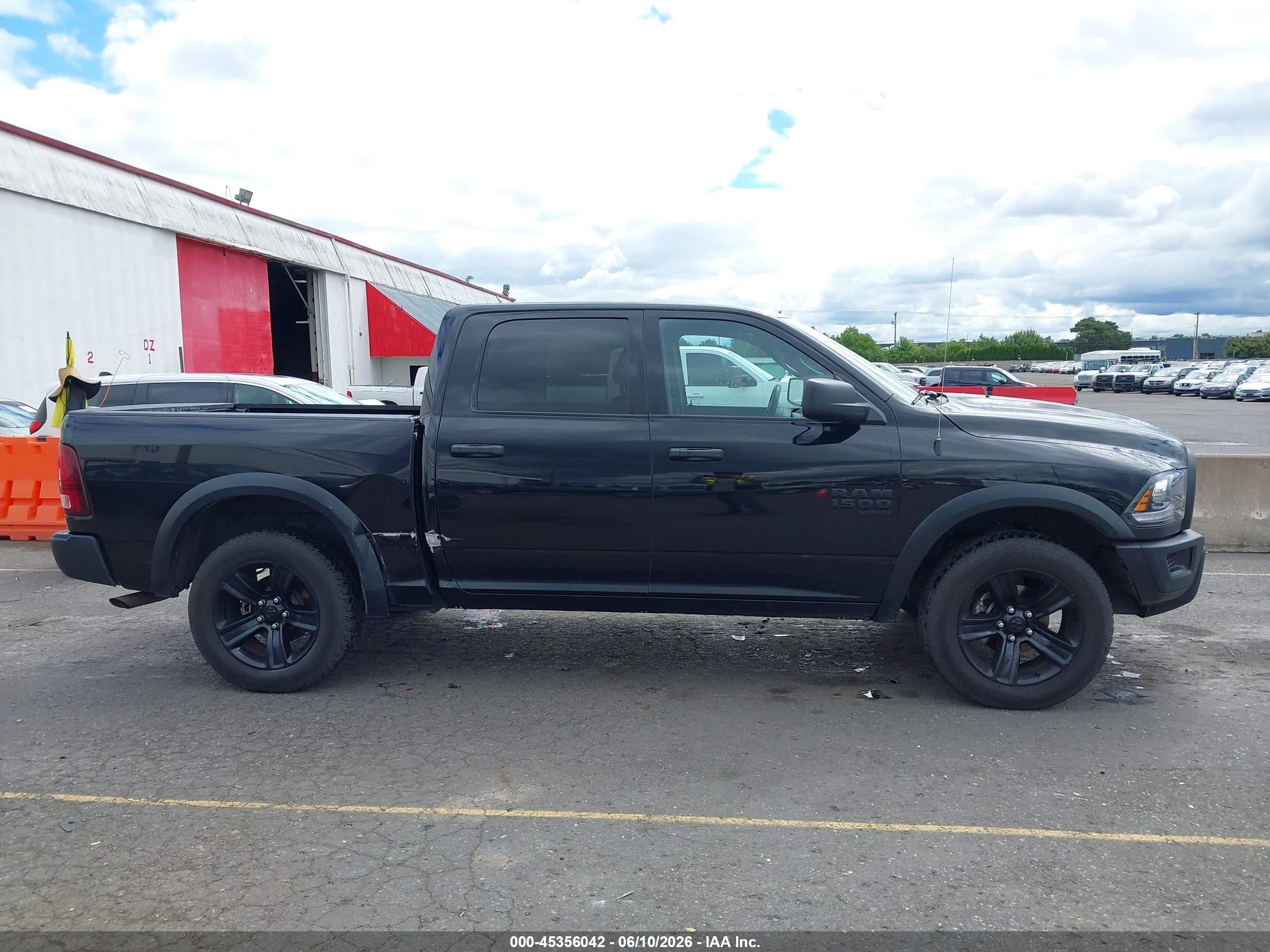 2024 Ram 1500 Classic Warlock  4x4 5'7 Box Черный vin: 1C6RR7LGXRS157753