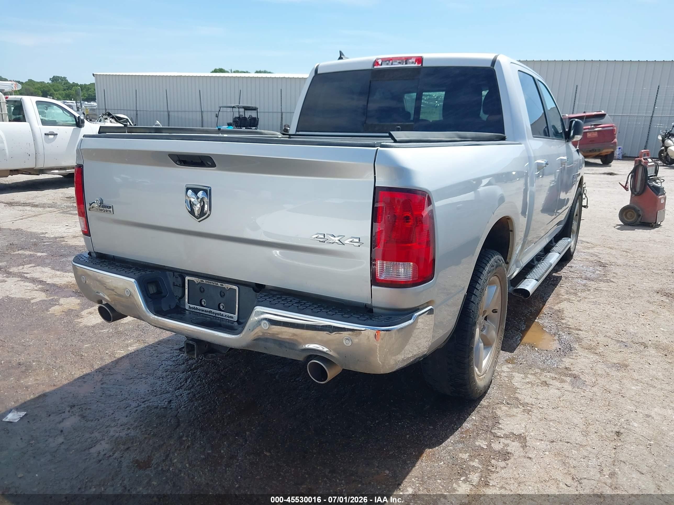 2015 Ram 1500 Big Horn Серебряный vin: 1C6RR7LM0FS712243