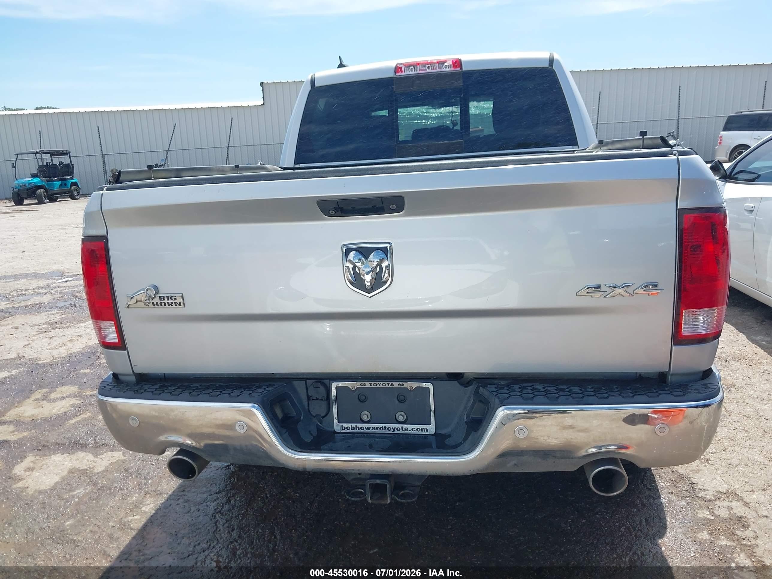 2015 Ram 1500 Big Horn Серебряный vin: 1C6RR7LM0FS712243