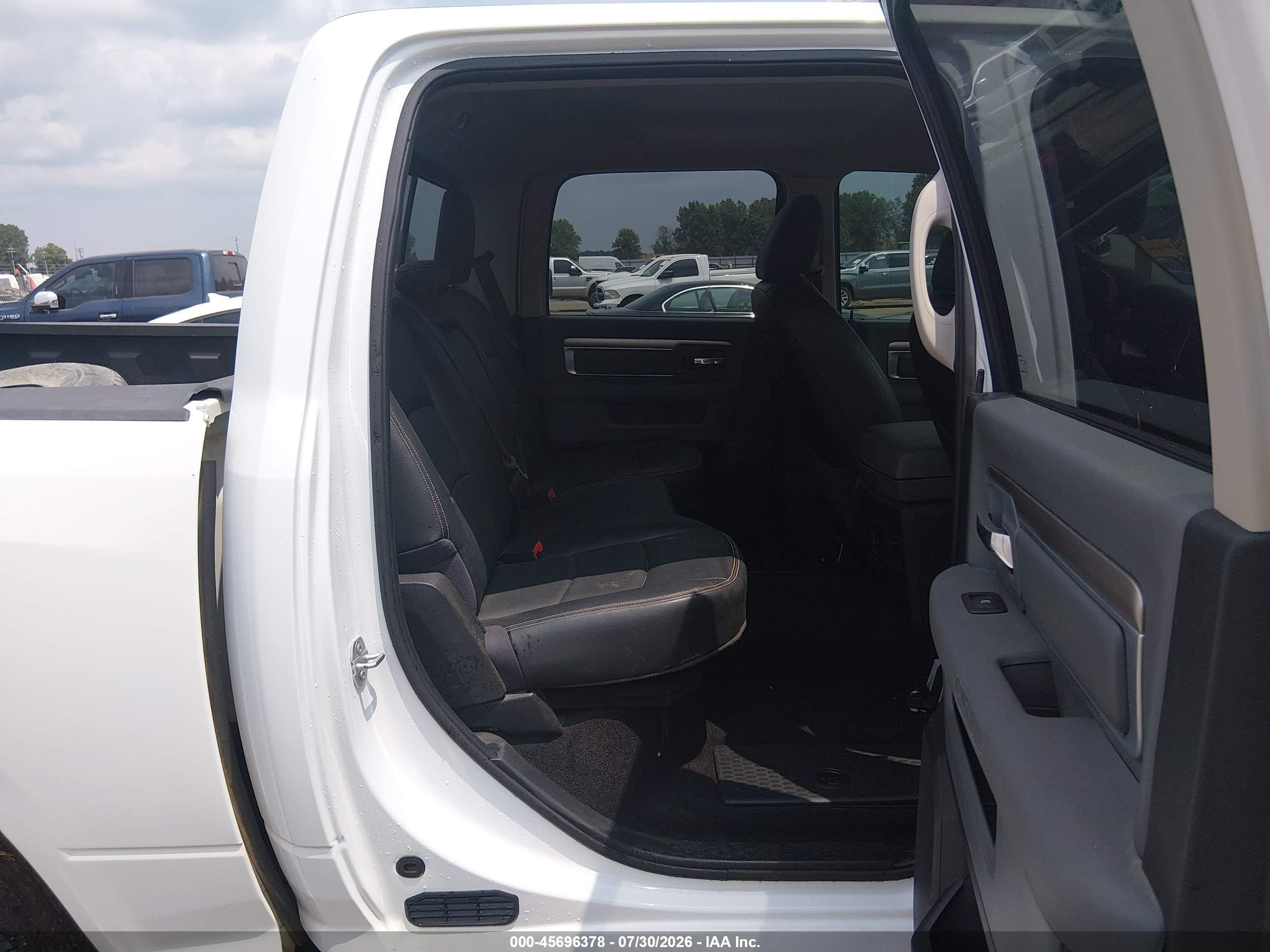 2015 Ram 1500 Big Horn White vin: 1C6RR7LM1FS610420