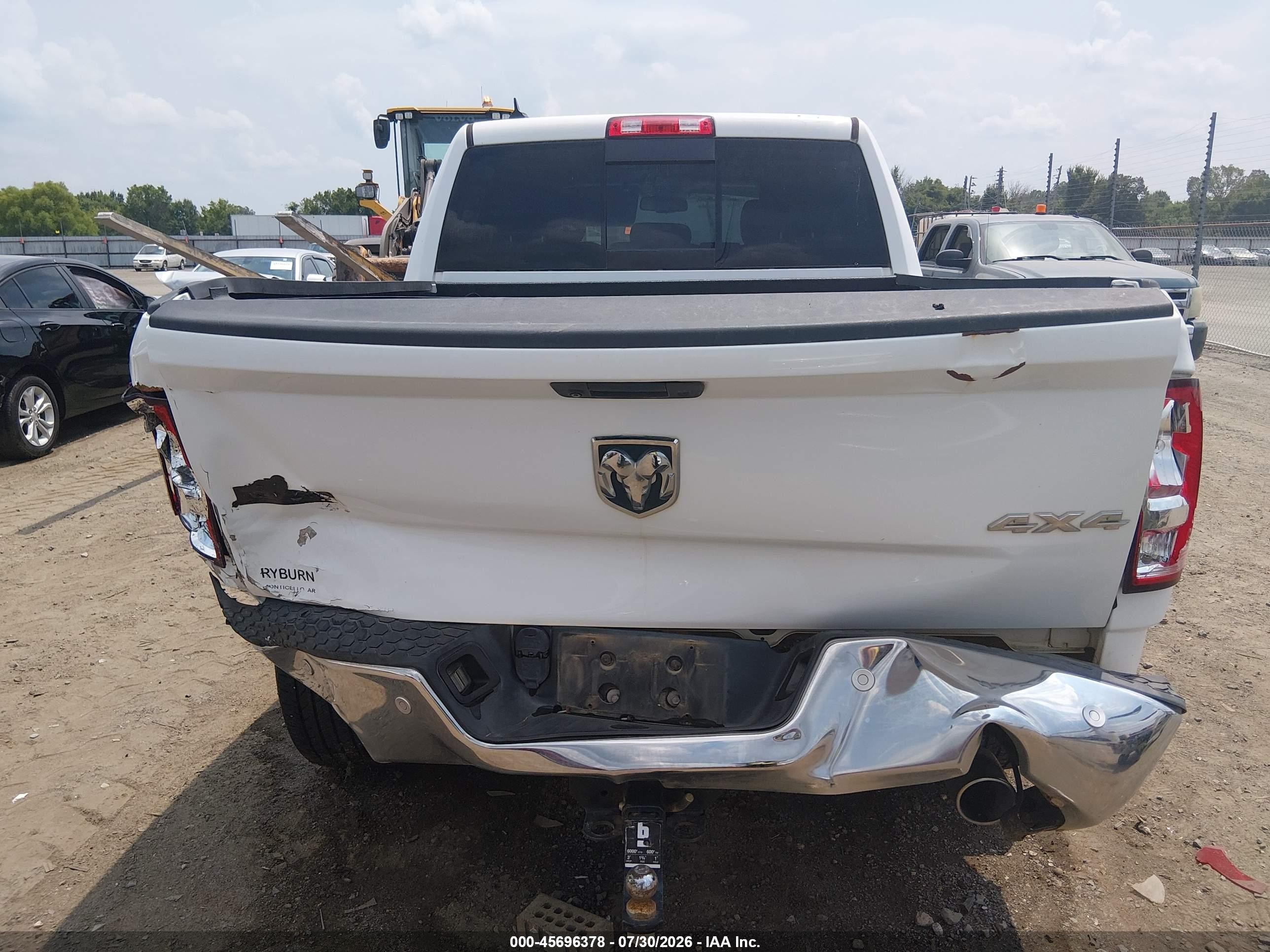 2015 Ram 1500 Big Horn White vin: 1C6RR7LM1FS610420