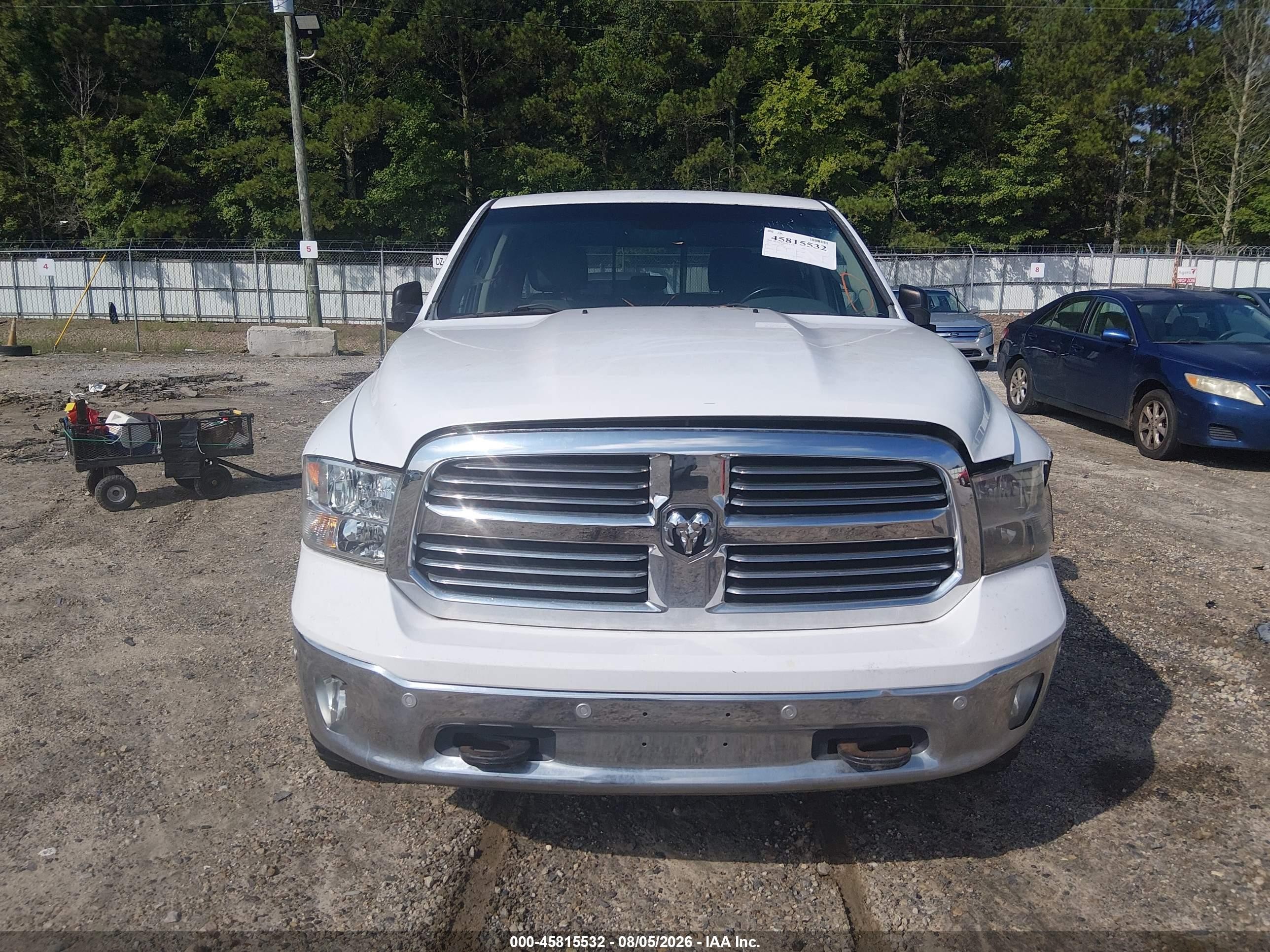 2015 Ram 1500 Big Horn White vin: 1C6RR7LM2FS679746