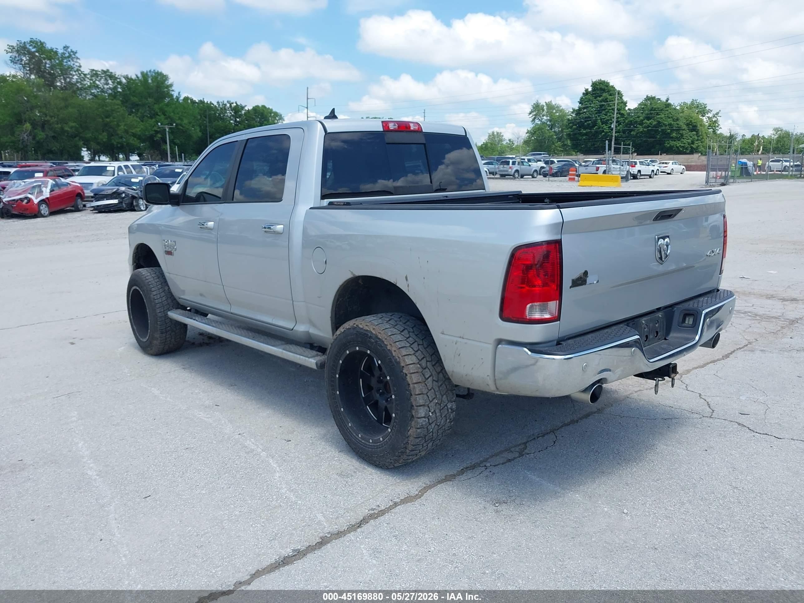 2014 Ram 1500 Big Horn Silver vin: 1C6RR7LM4ES288287