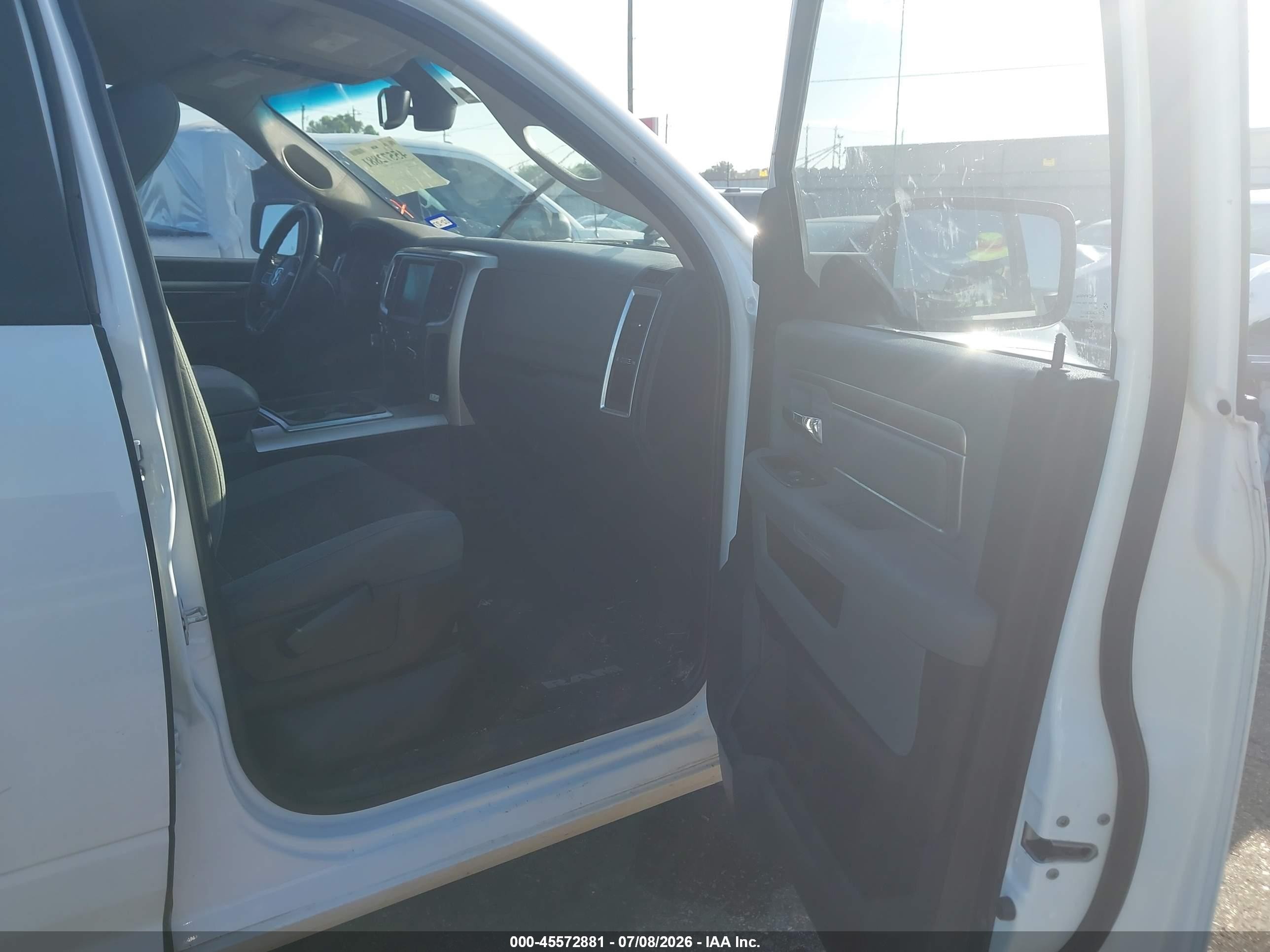 2015 Ram 1500 Lone Star White vin: 1C6RR7LM4FS508688
