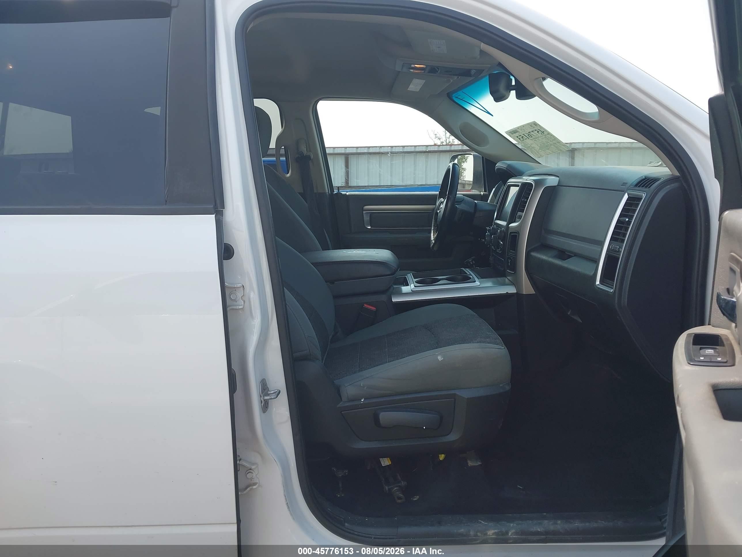 2014 Ram 1500 Slt White vin: 1C6RR7LM5ES476025