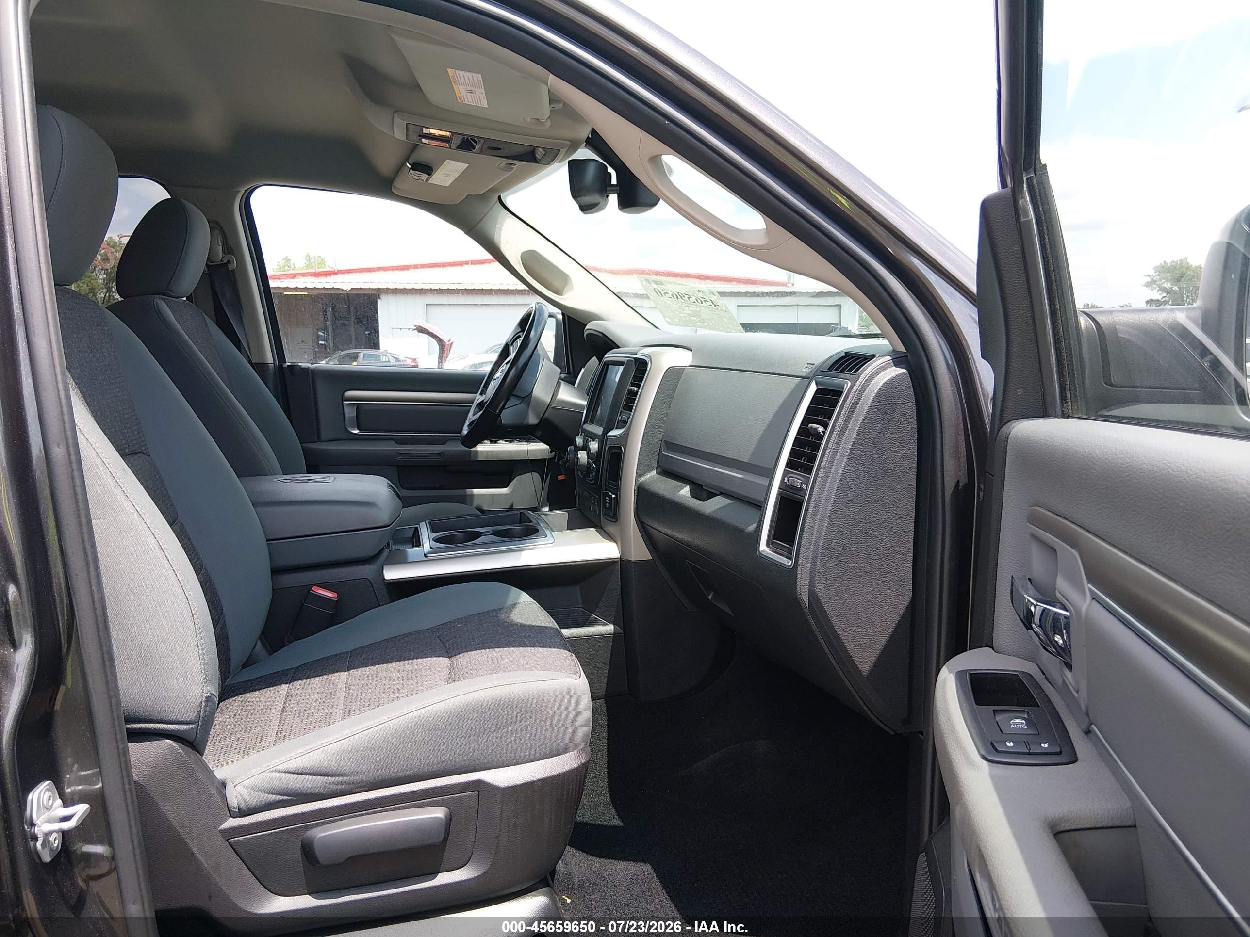 2015 Ram 1500 Big Horn Gray vin: 1C6RR7LM5FS508487