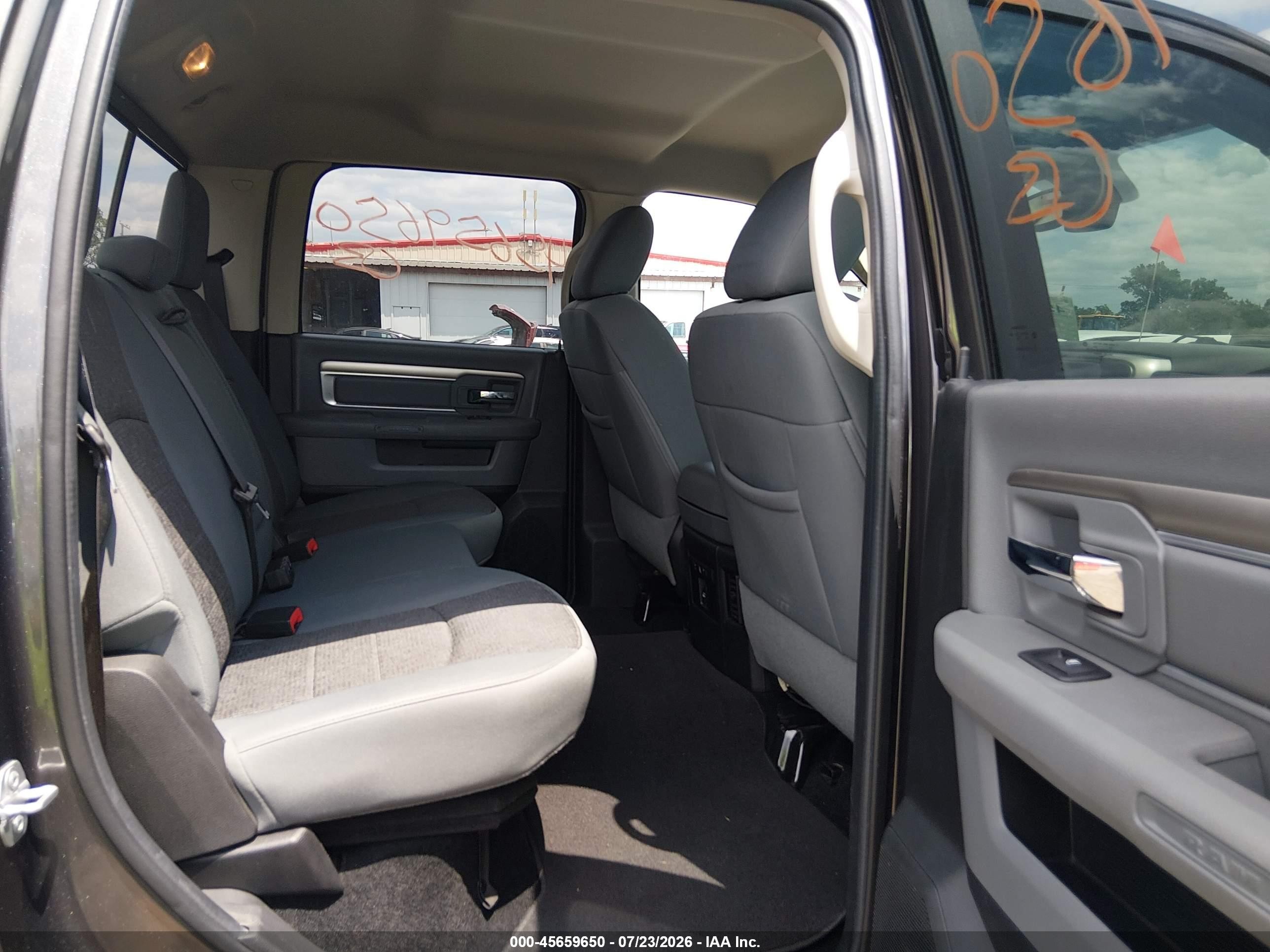2015 Ram 1500 Big Horn Gray vin: 1C6RR7LM5FS508487