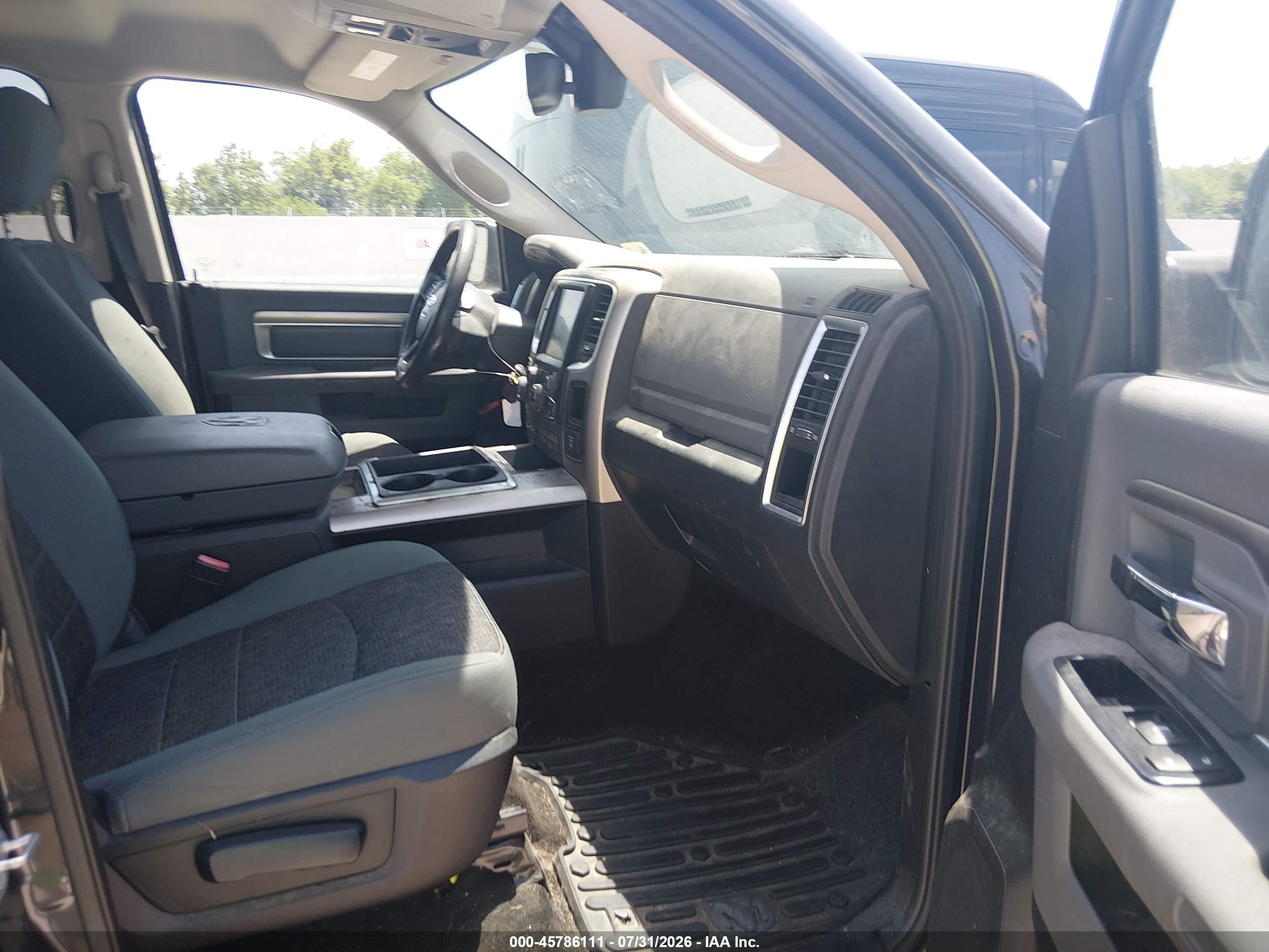 2015 Ram 1500 Big Horn Gray vin: 1C6RR7LM6FS680639