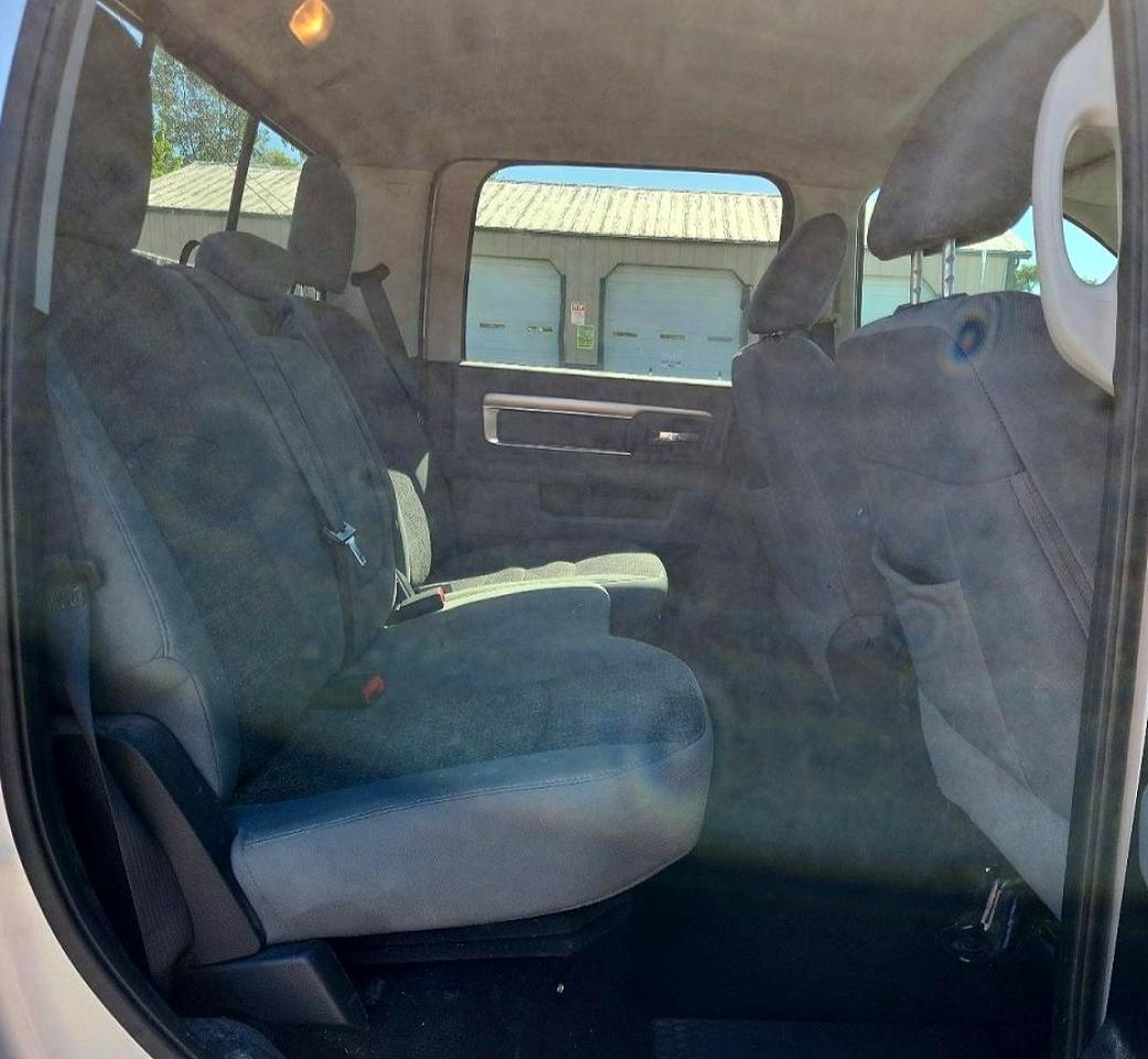 2016 Ram 1500 Slt Silver vin: 1C6RR7LM7GS337694