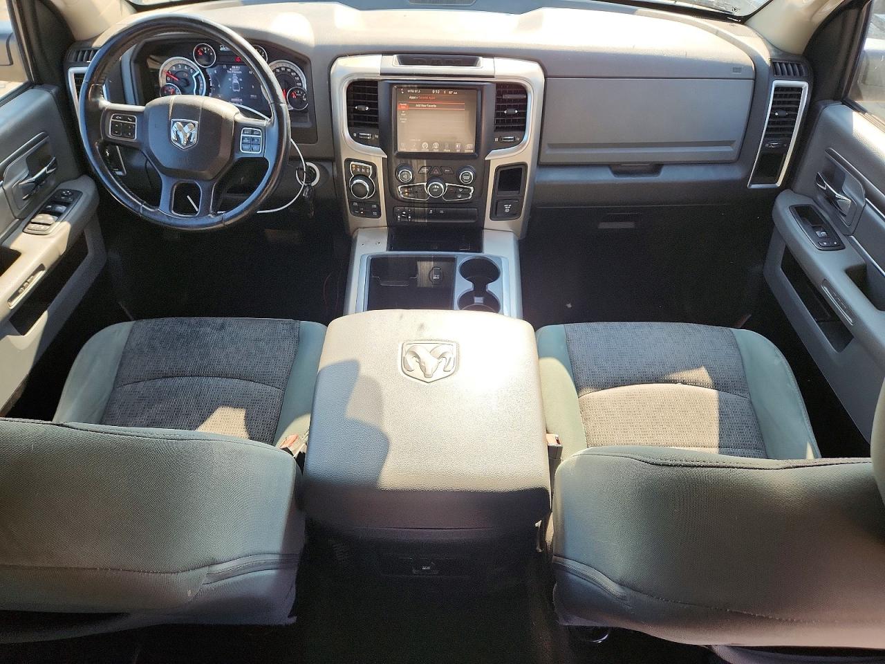 2015 Ram 1500 Slt Серый vin: 1C6RR7LMXFS562819