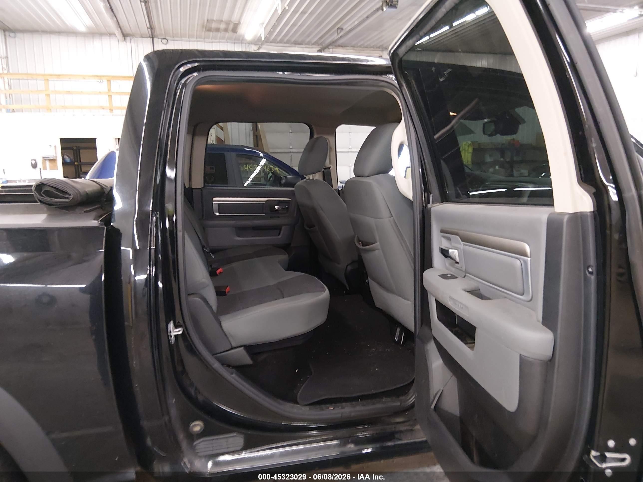 2014 Ram 1500 Big Horn Black vin: 1C6RR7LT0ES182913