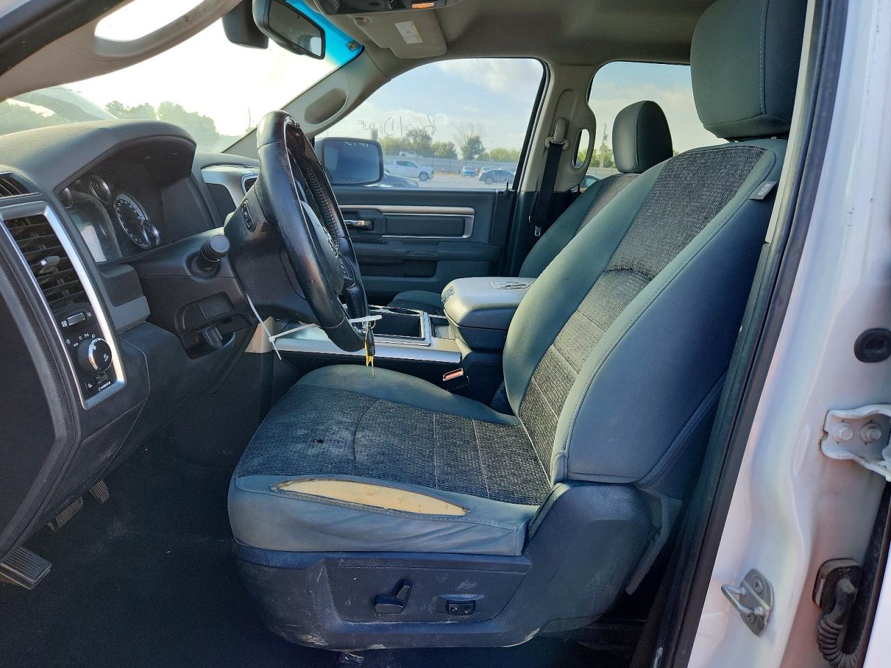 2015 Ram 1500 Slt White vin: 1C6RR7LT0FS717952