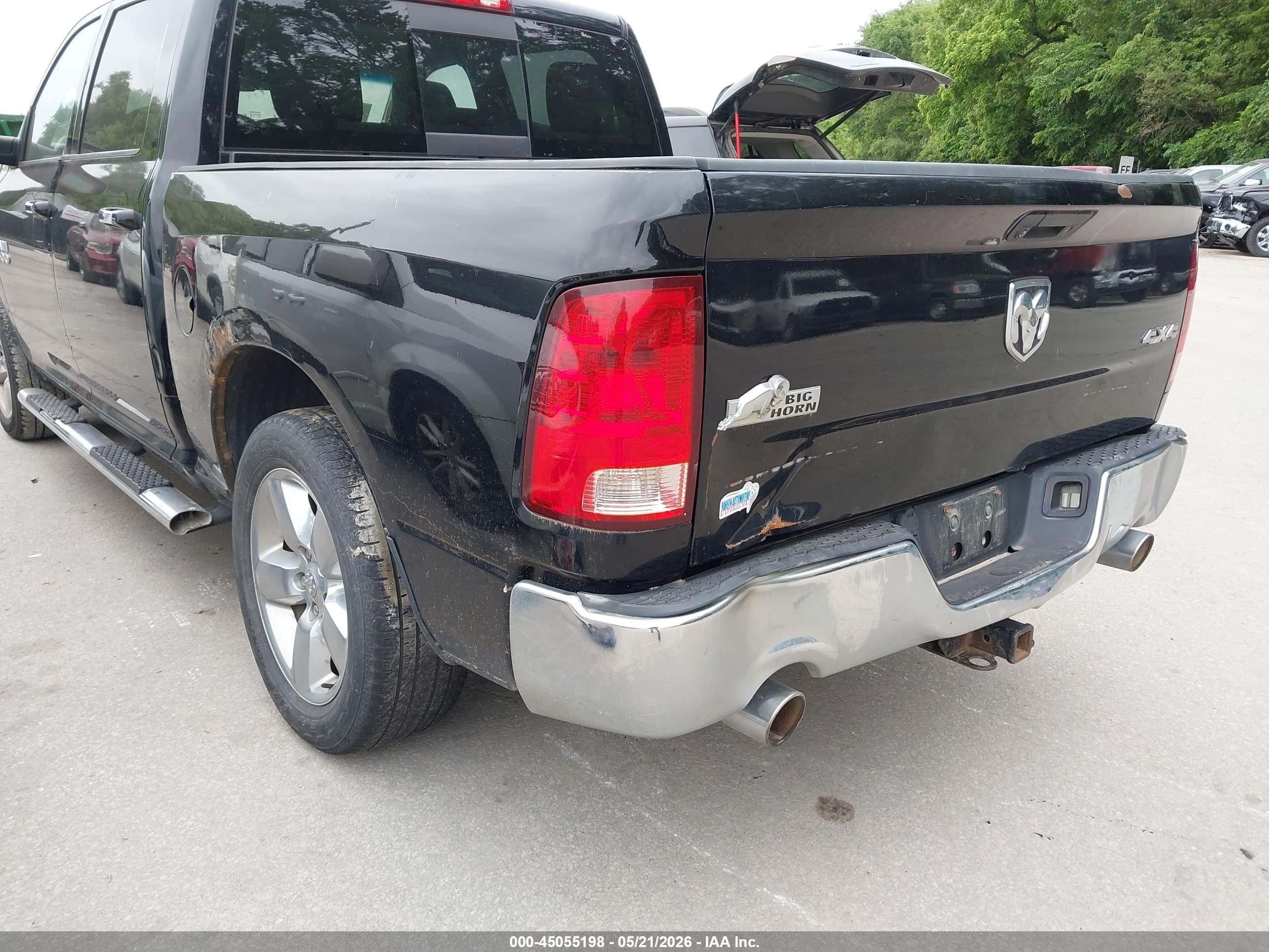 2013 Ram 1500   Black vin: 1C6RR7LT1DS559828