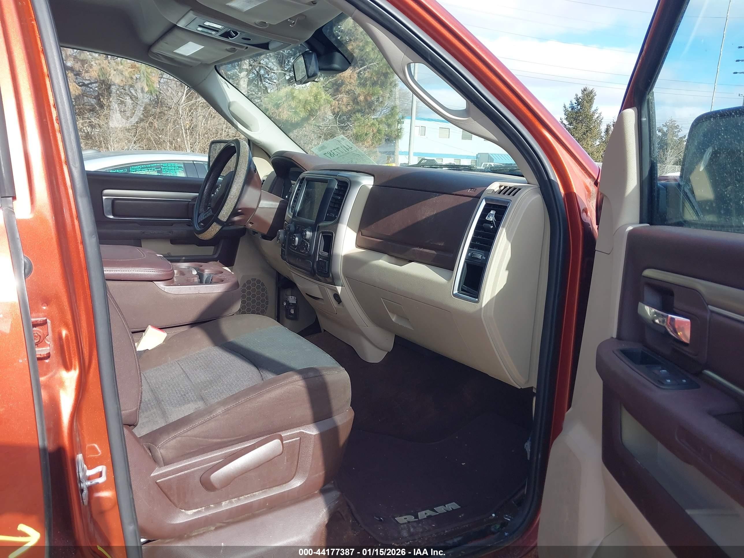 2013 Ram 1500 Big Horn Orange vin: 1C6RR7LT1DS616397