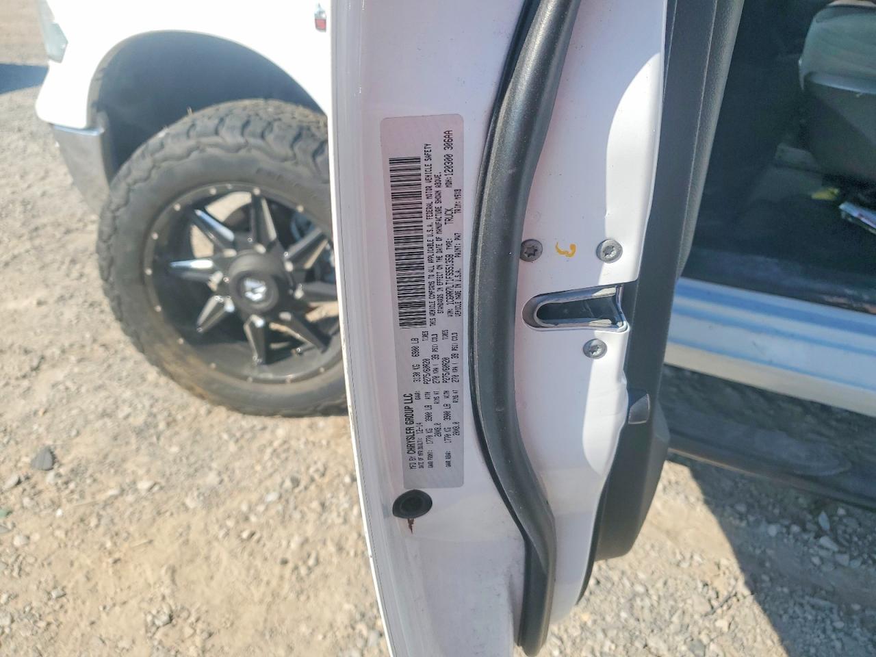 2015 Ram 1500 Slt White vin: 1C6RR7LT1FS551358