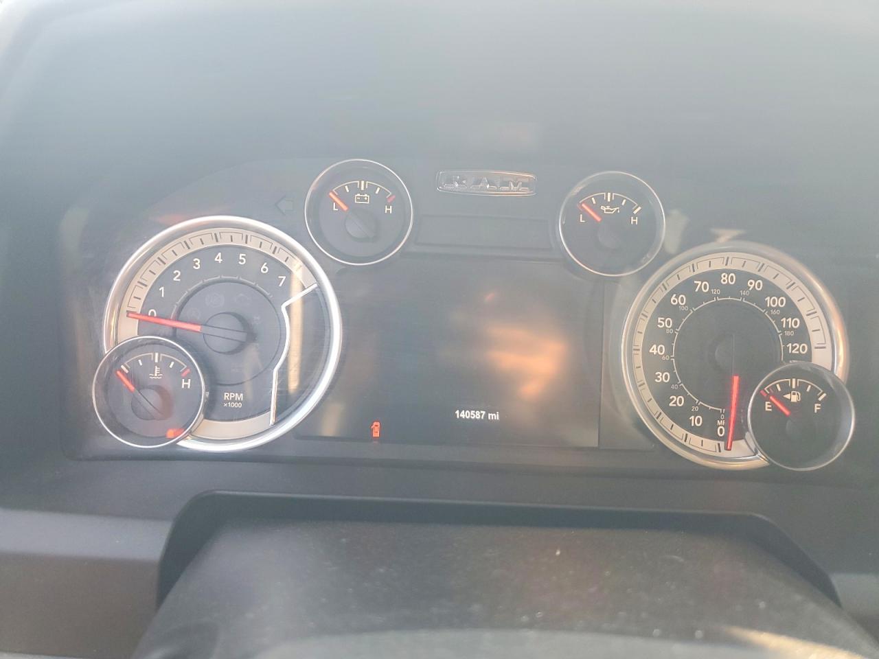 2015 Ram 1500 Slt White vin: 1C6RR7LT1FS551358