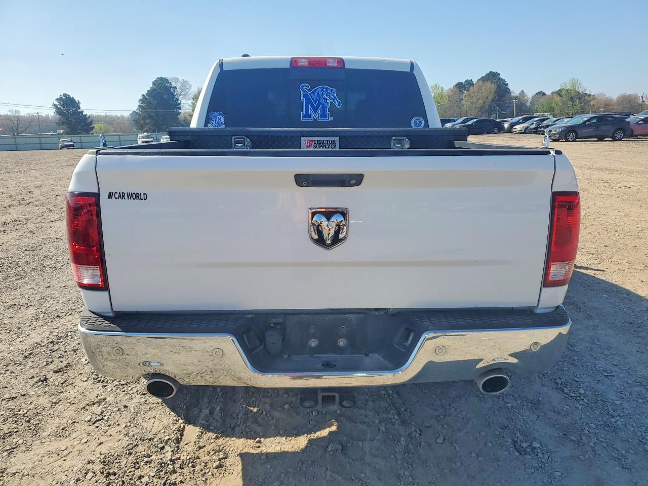 2015 Ram 1500 Slt White vin: 1C6RR7LT1FS551358