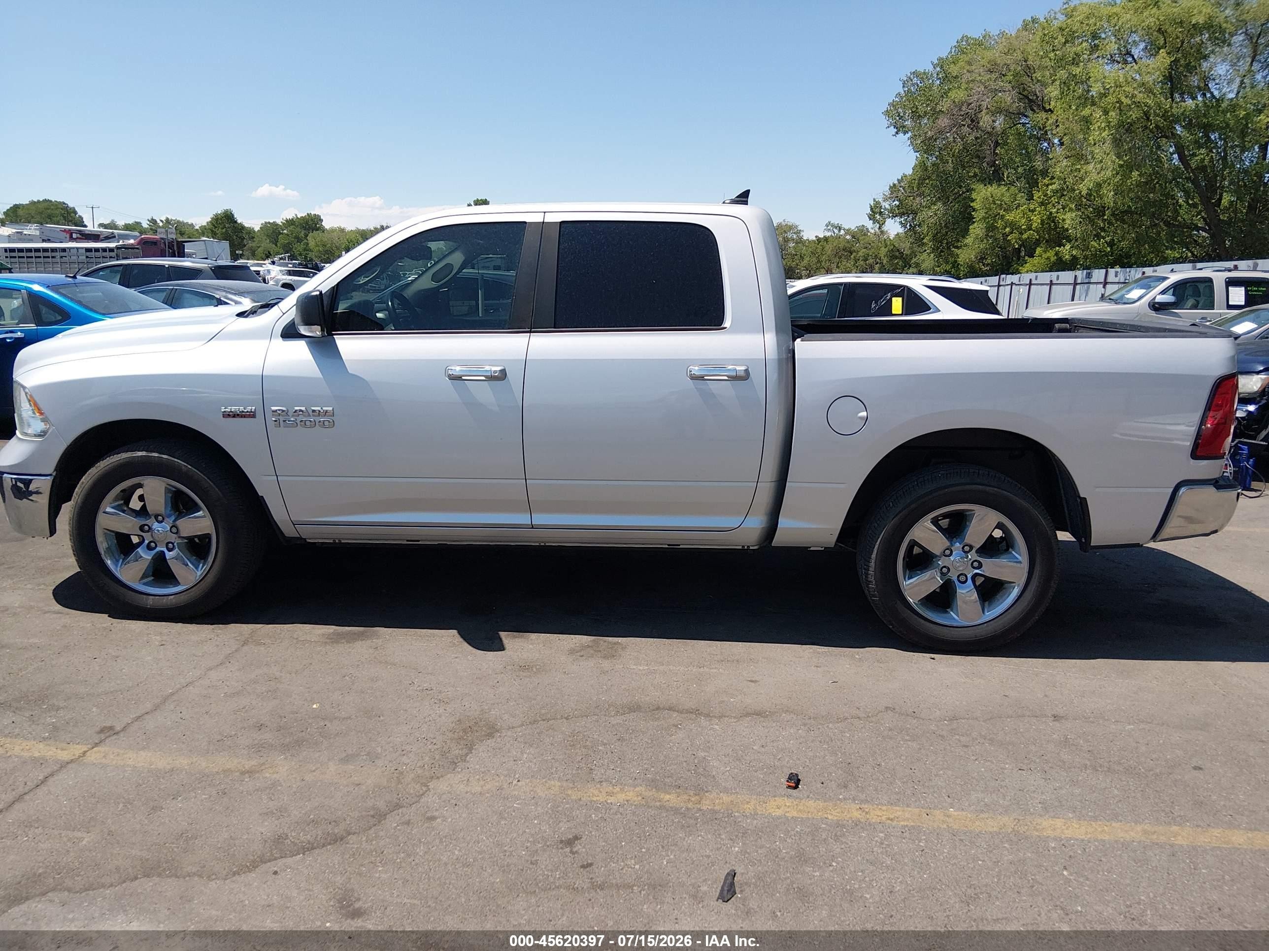 2015 Ram 1500 Big Horn Silver vin: 1C6RR7LT1FS759255