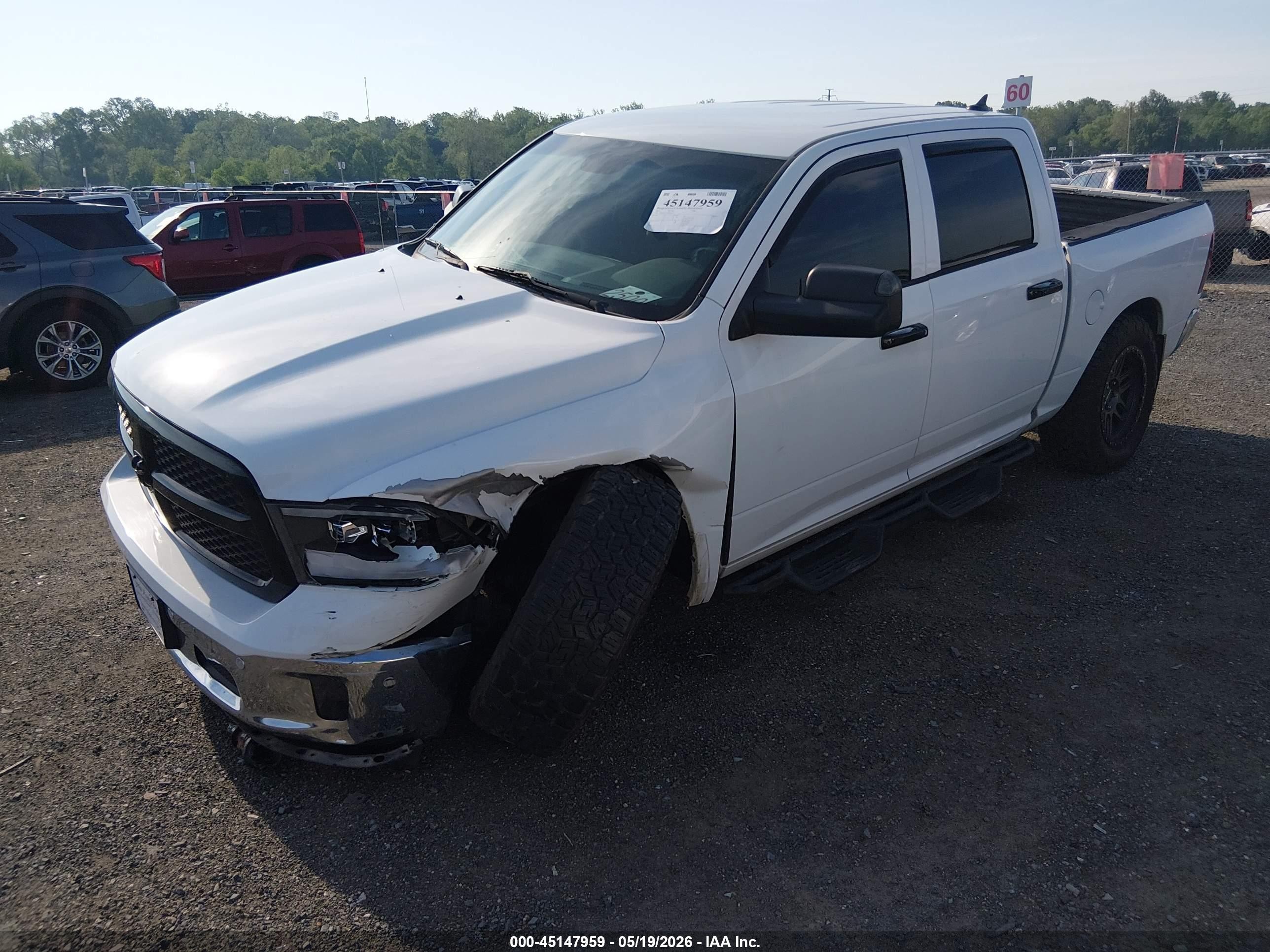 2015 Ram 1500 Big Horn Белый vin: 1C6RR7LT1FS760857