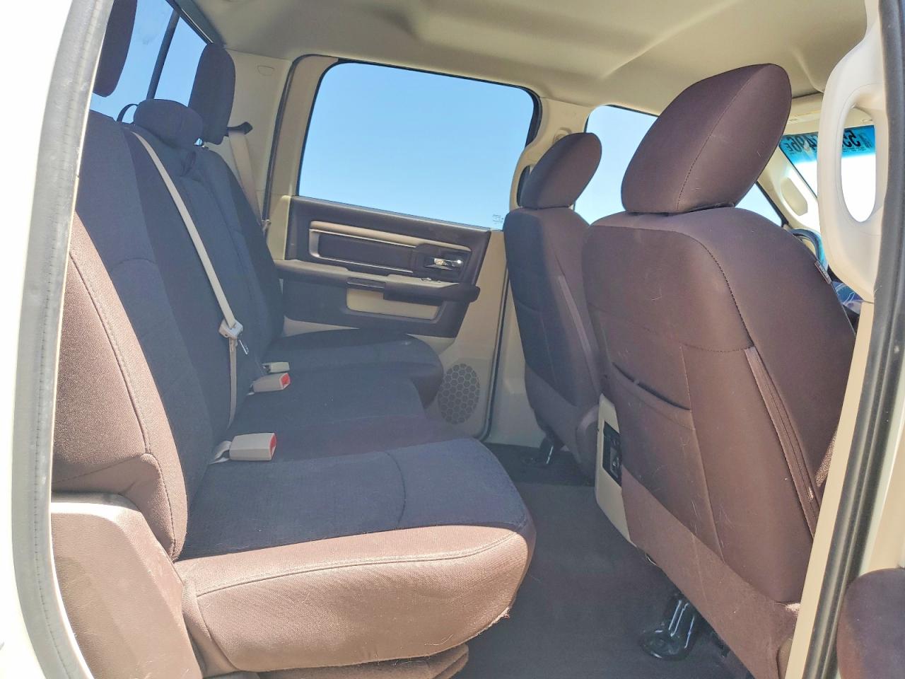 2016 Ram 1500 Slt White vin: 1C6RR7LT1GS266192