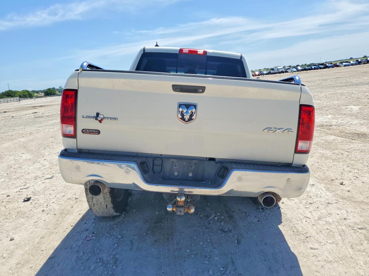 2016 Ram 1500 Slt White vin: 1C6RR7LT1GS266192