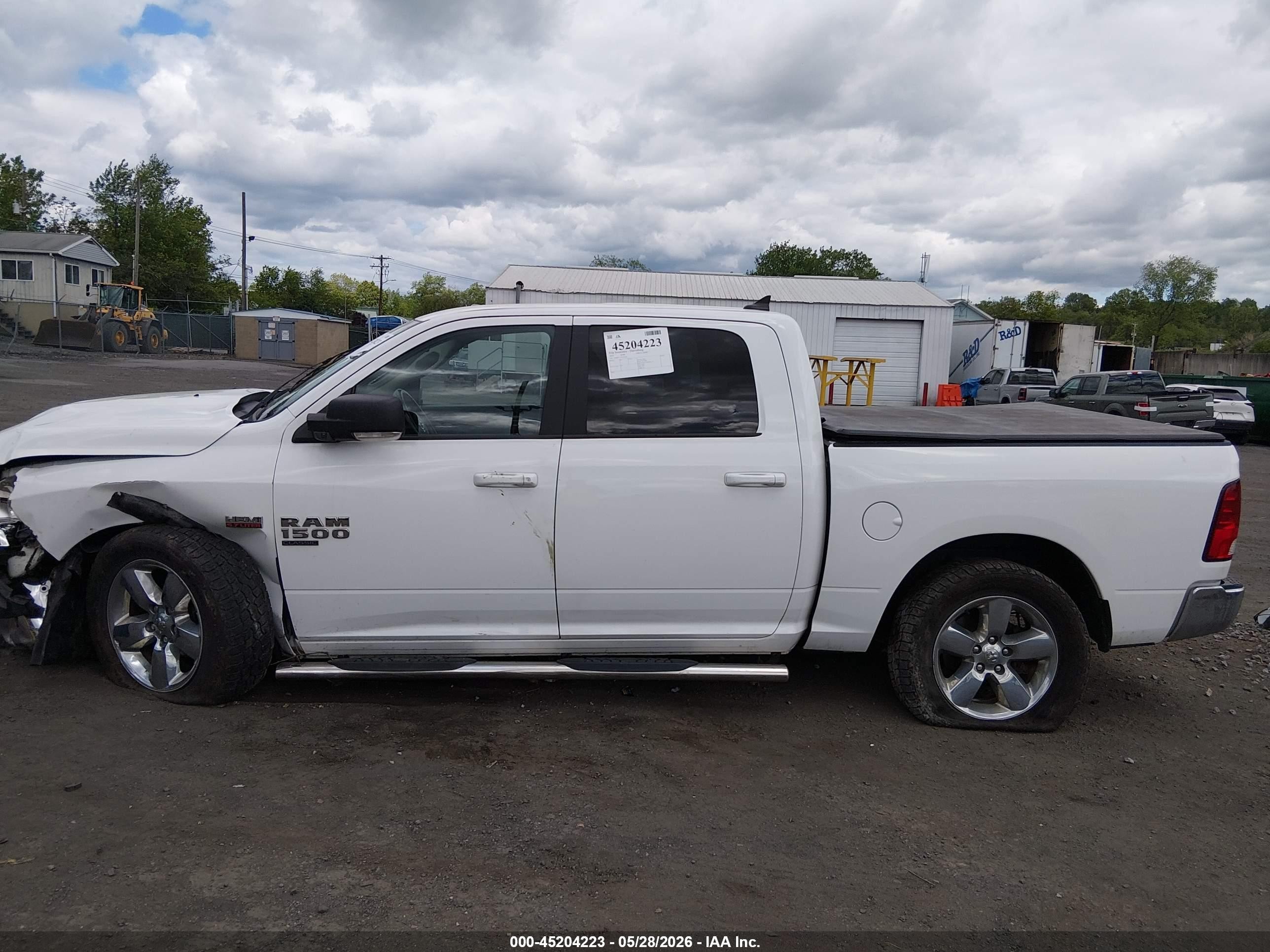 2019 Ram 1500 Classic Big Horn  4x4 5'7 Box White vin: 1C6RR7LT1KS704265