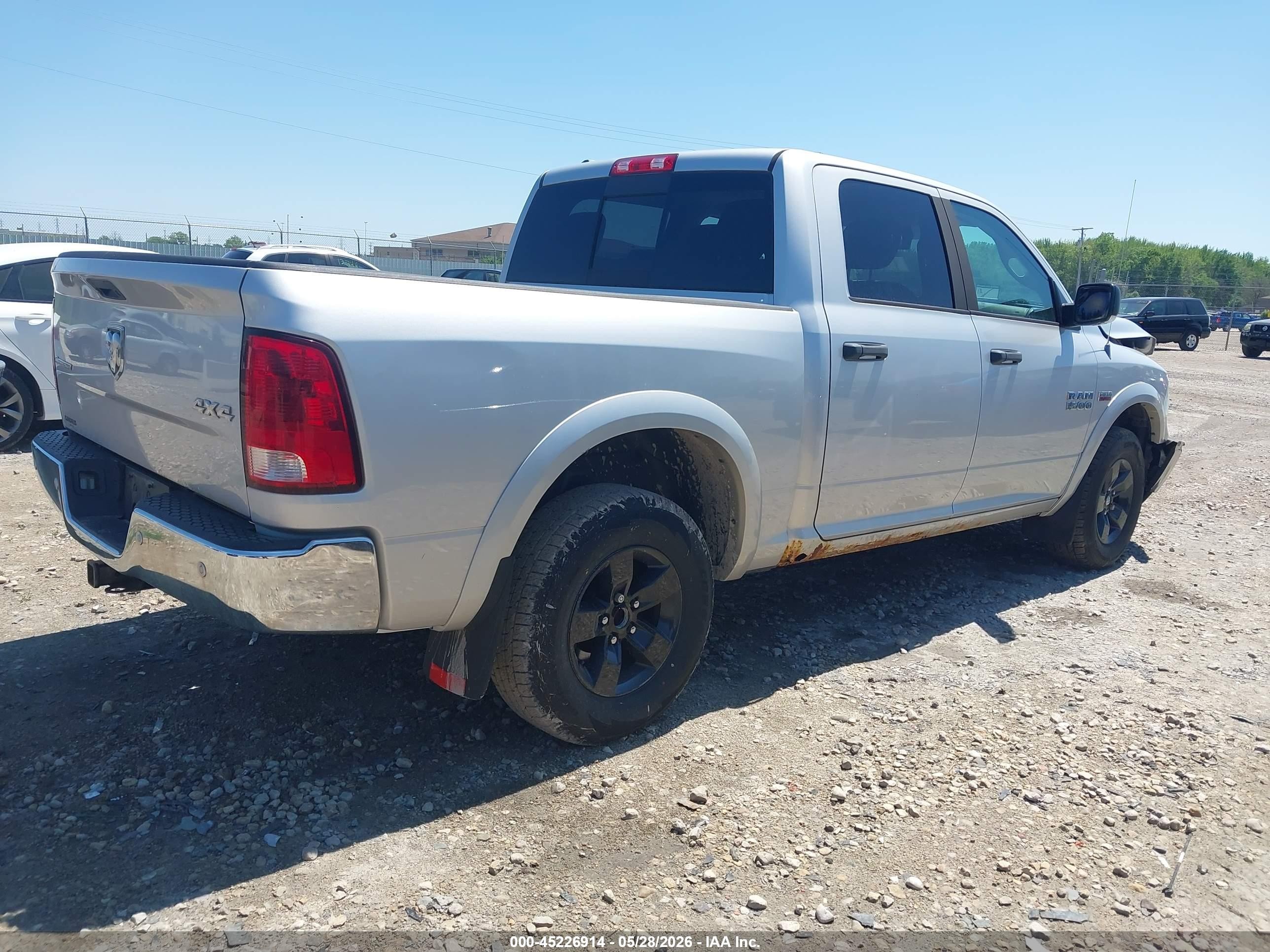2014 Ram 1500 Outdoorsman Silver vin: 1C6RR7LT2ES107596