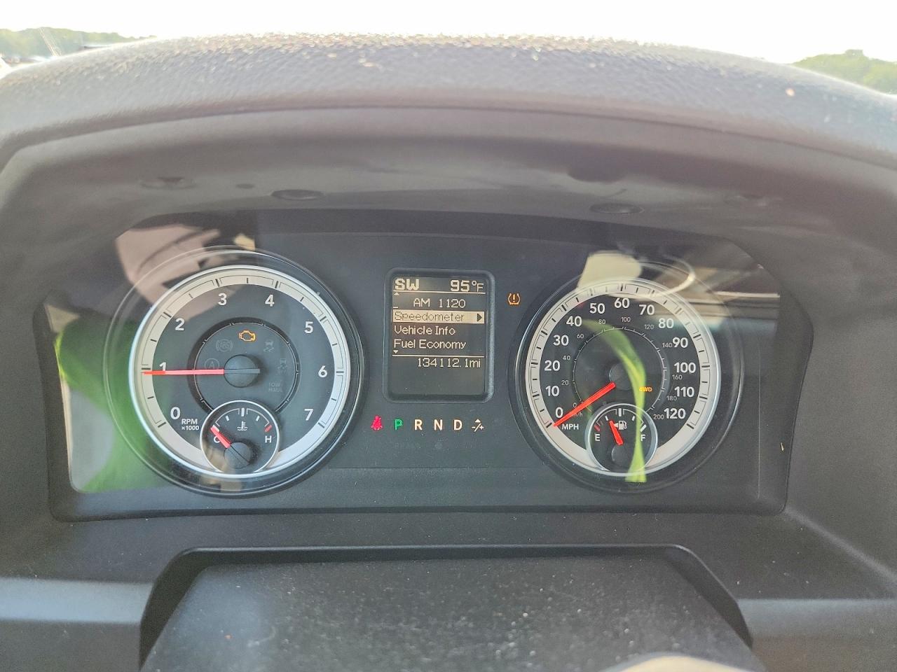 2014 Ram 1500 Slt Красный vin: 1C6RR7LT2ES334528