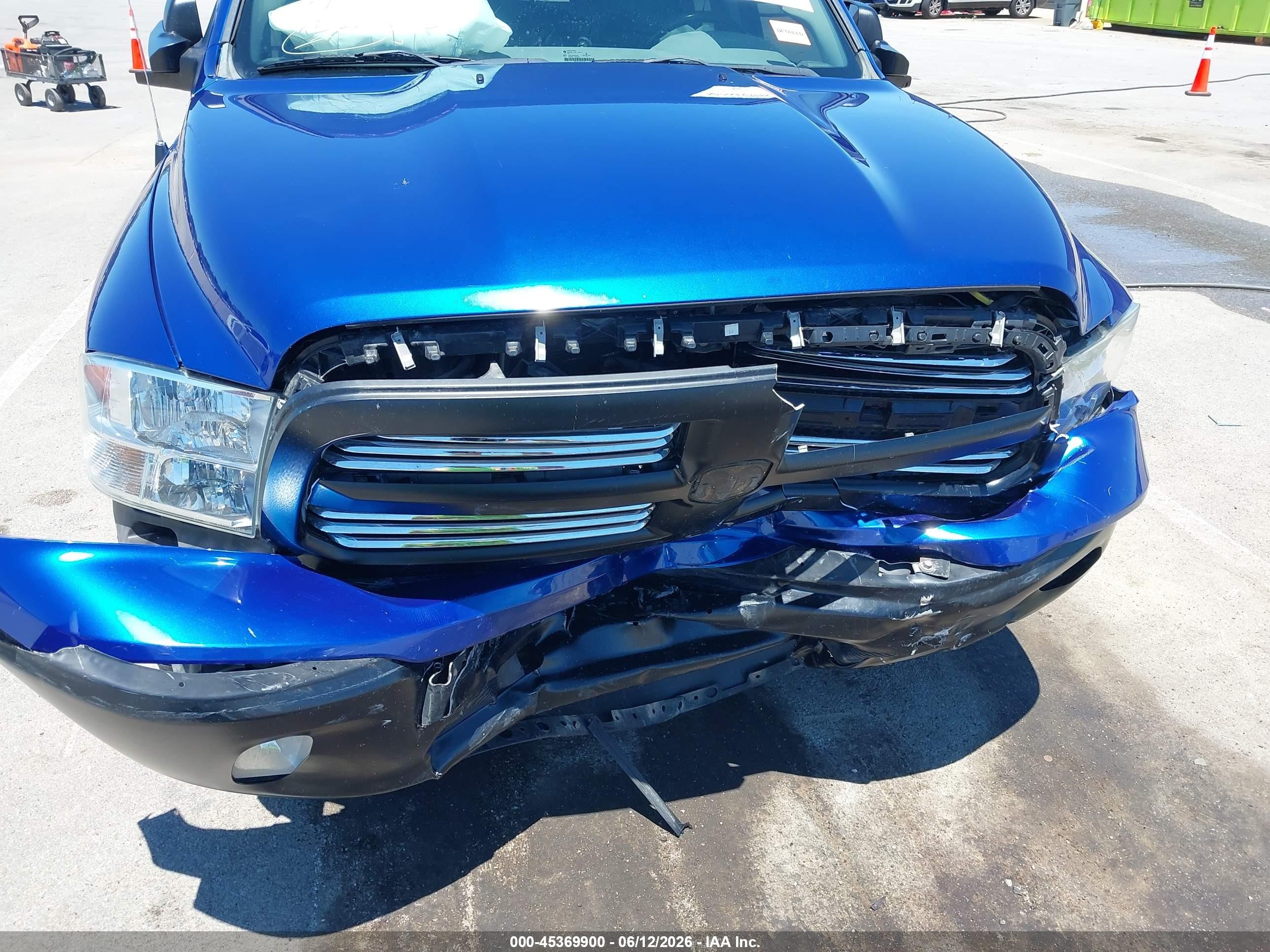 2015 Ram 1500 Big Horn Blue vin: 1C6RR7LT2FS758678