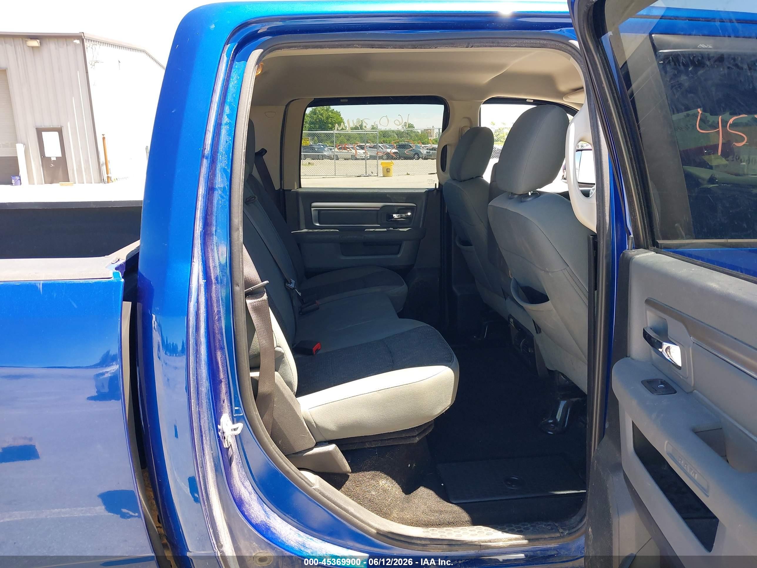 2015 Ram 1500 Big Horn Blue vin: 1C6RR7LT2FS758678