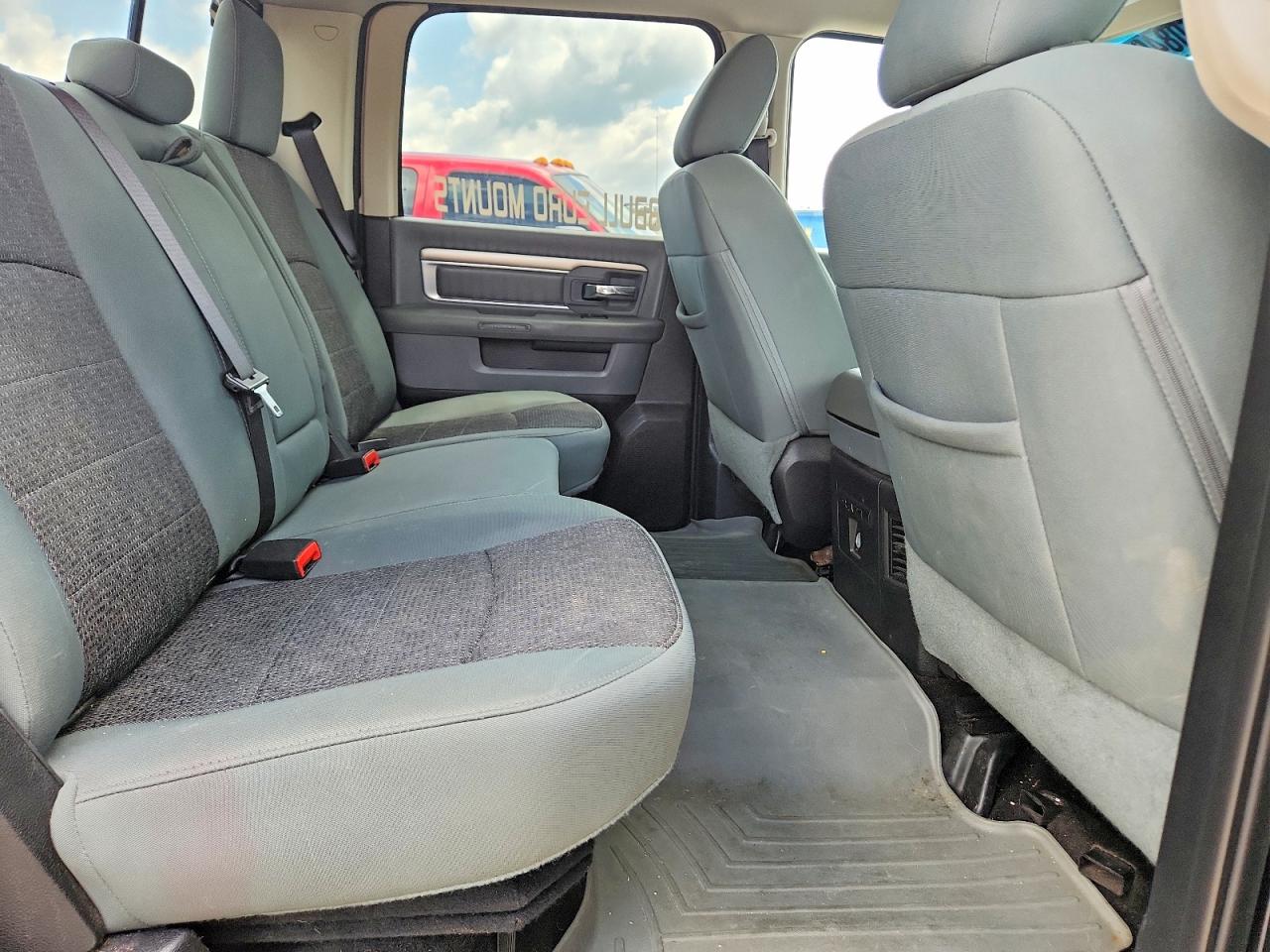 2015 Ram 1500 Slt Черный vin: 1C6RR7LT3FS585947
