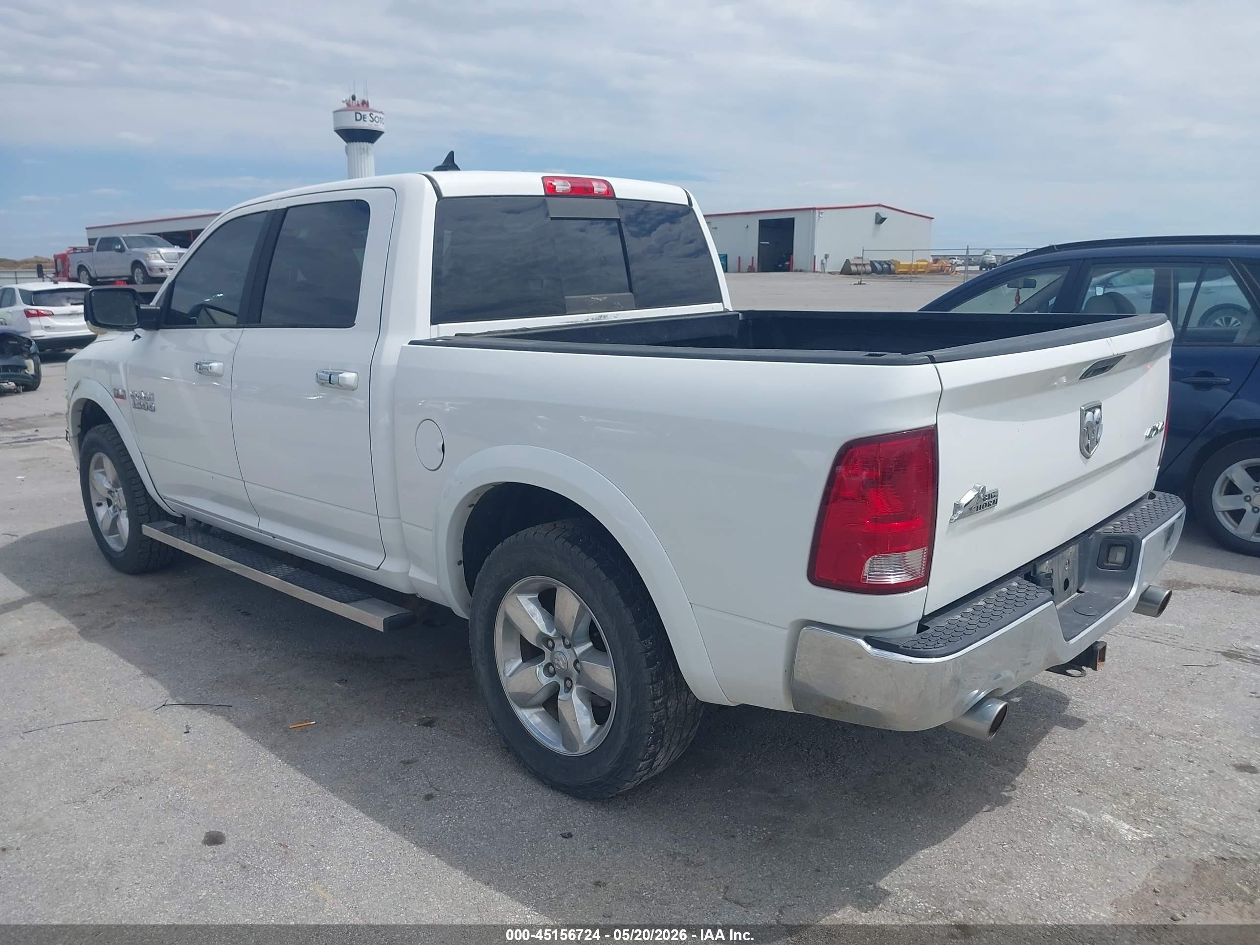 2015 Ram 1500   White vin: 1C6RR7LT3FS777546