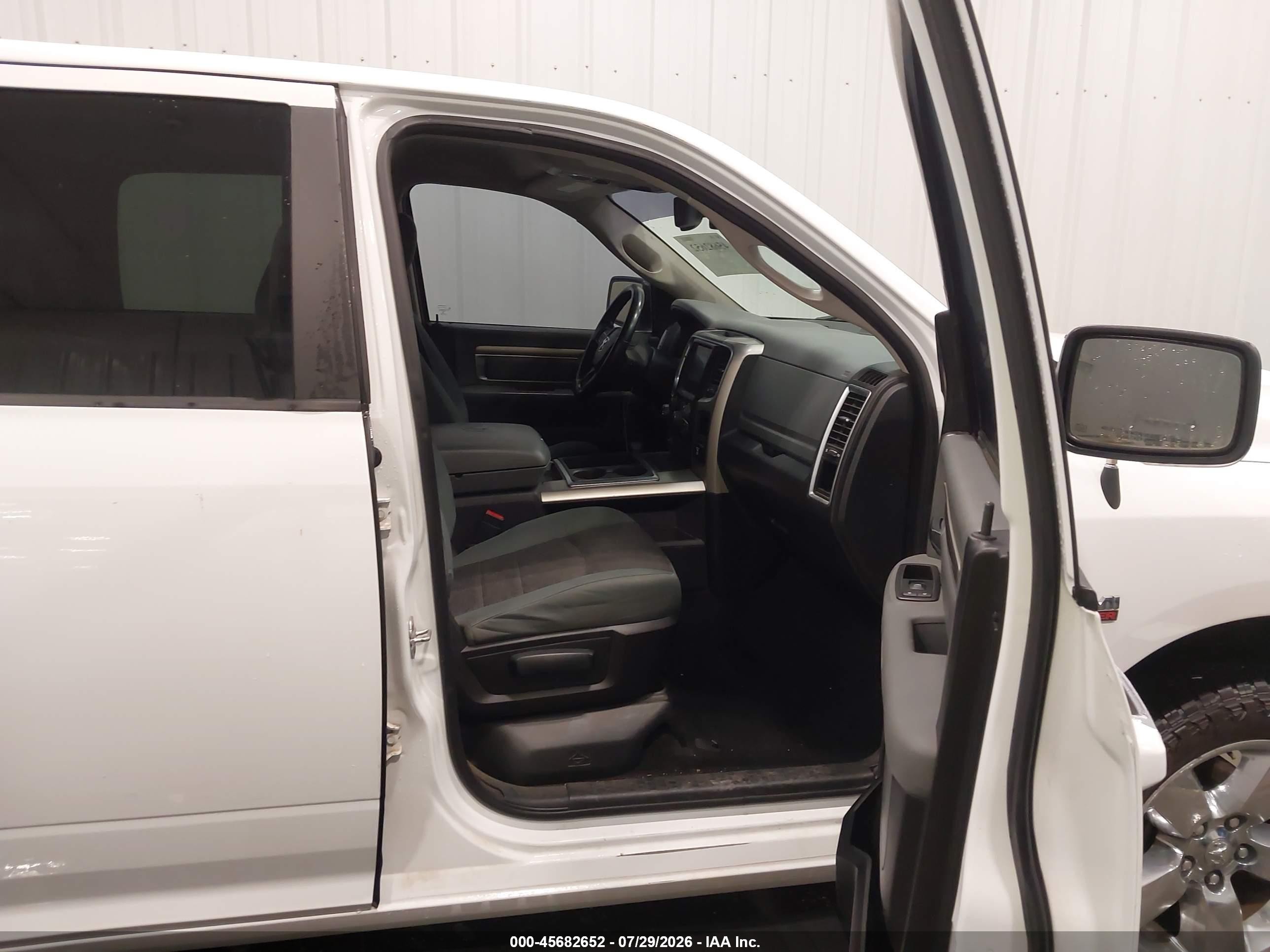 2014 Ram 1500 Big Horn White vin: 1C6RR7LT4ES274025