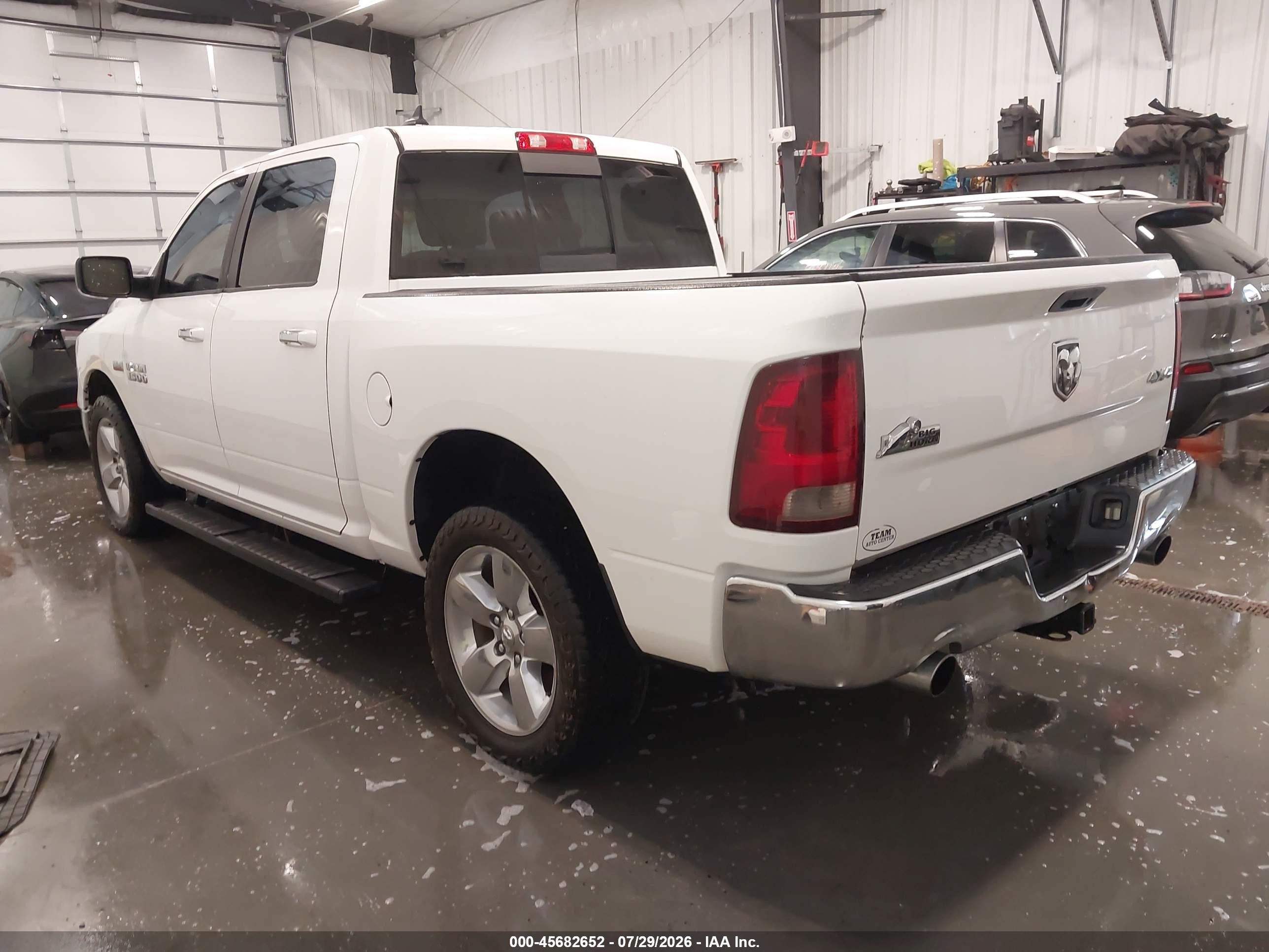 2014 Ram 1500 Big Horn White vin: 1C6RR7LT4ES274025