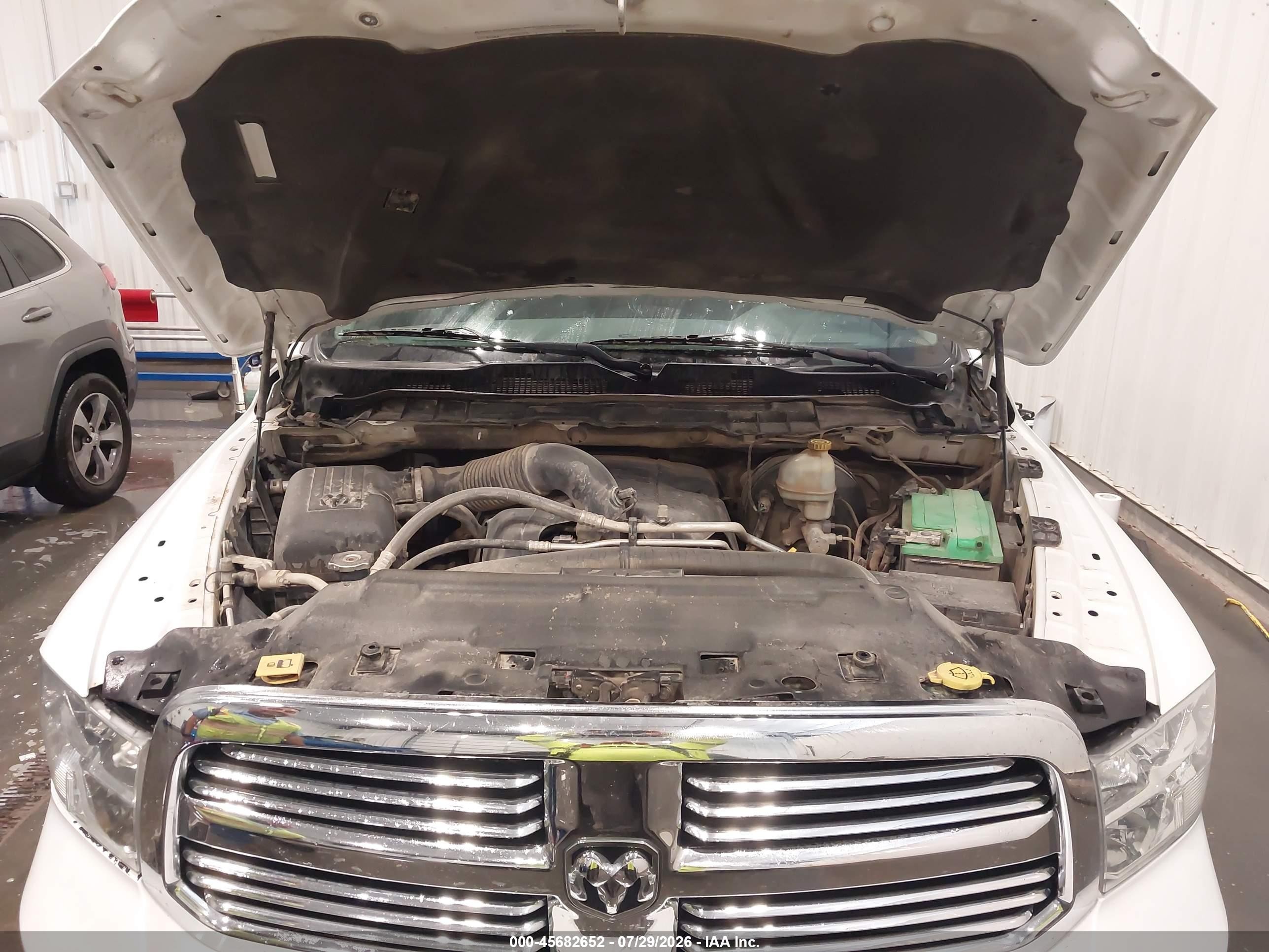 2014 Ram 1500 Big Horn White vin: 1C6RR7LT4ES274025