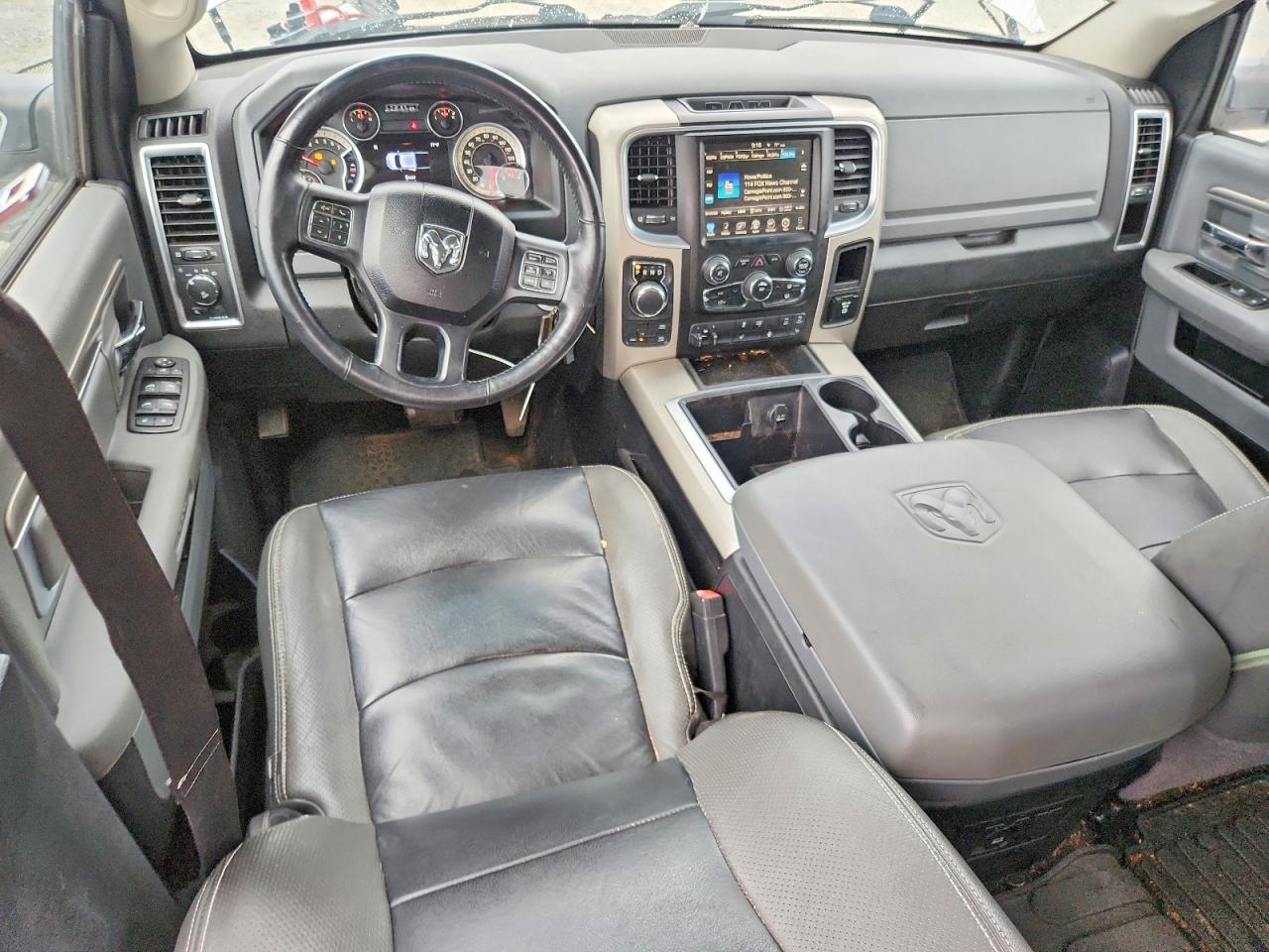 2015 Ram 1500 Slt Серебряный vin: 1C6RR7LT4FS526390