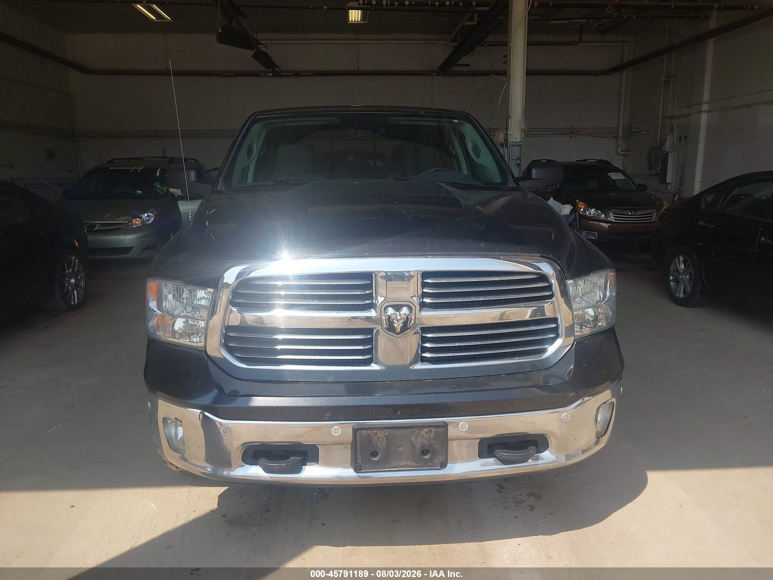 2015 Ram 1500 Big Horn Черный vin: 1C6RR7LT4FS758617