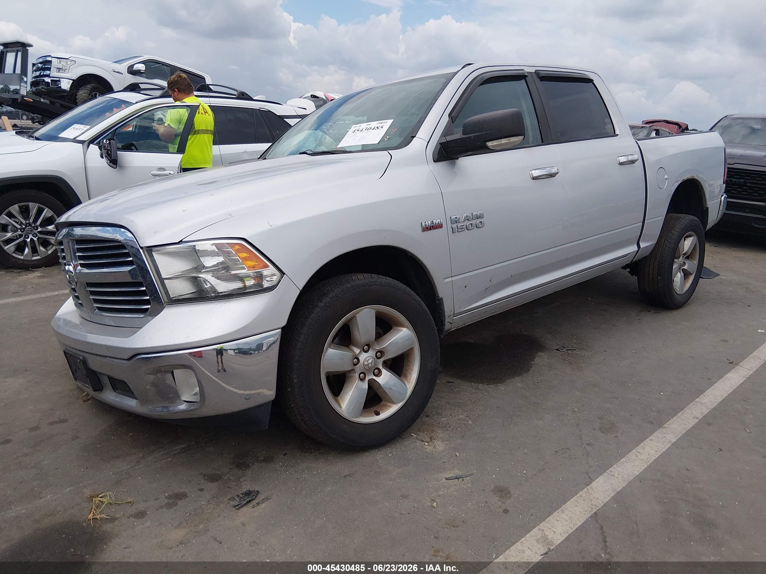2013 Ram 1500 Big Horn Silver vin: 1C6RR7LT5DS634689